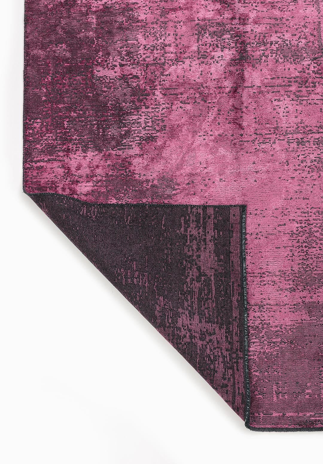 SURFACE PEMBE HALI