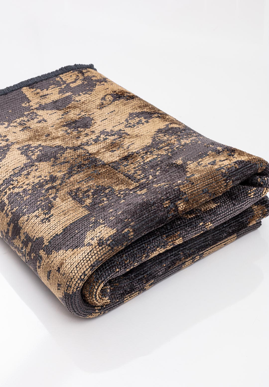 TRIANGLE KÖMÜR - AÇIK KAHVE HALI