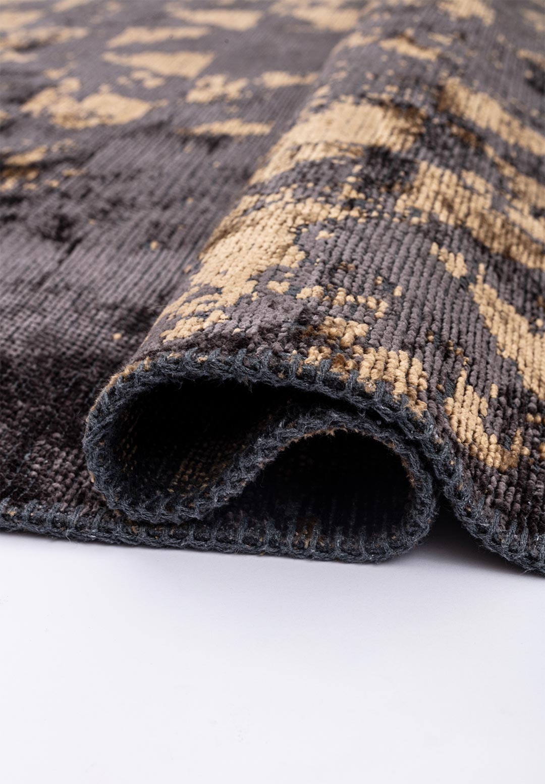 TRIANGLE KÖMÜR - AÇIK KAHVE HALI