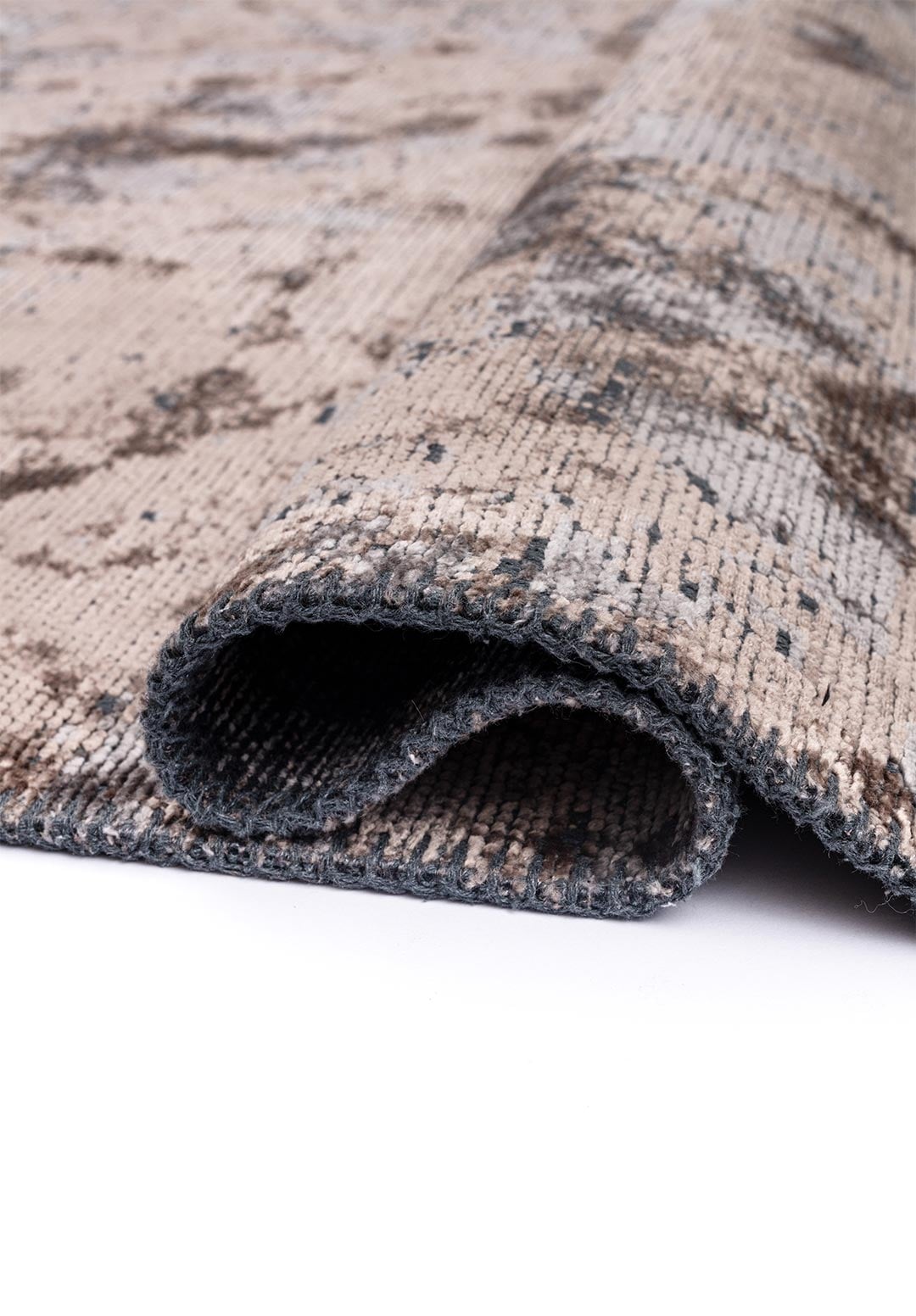 TRIANGLE NOUGAT - GREY RUG