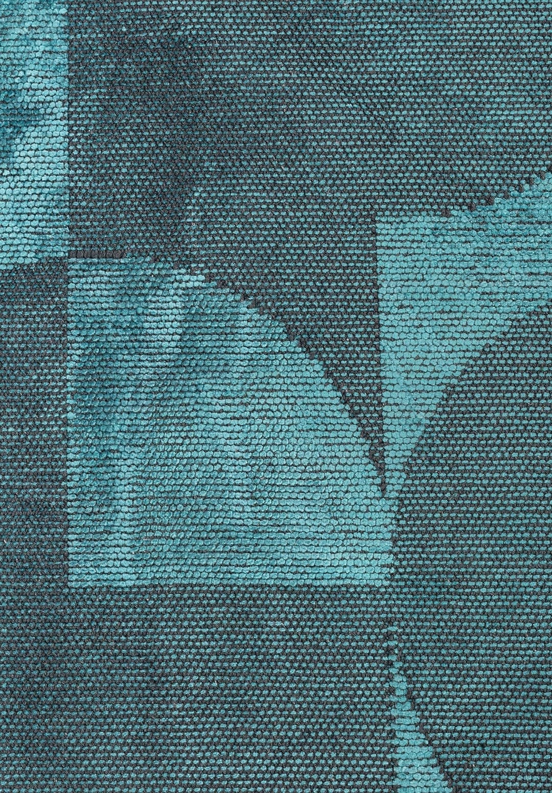 MNC000393