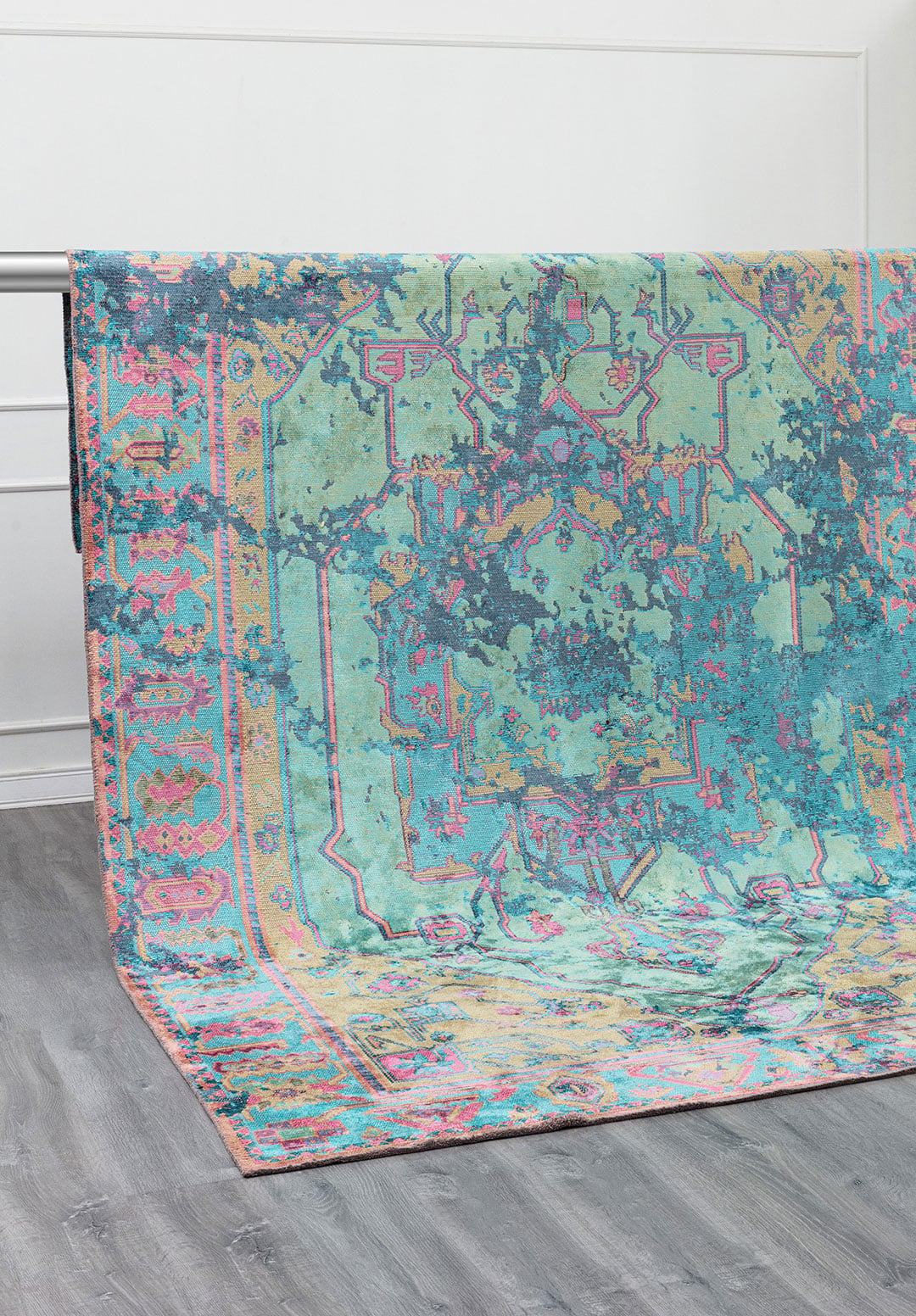 MONARCH ERA PETROL - TURQUOISE - OLIVE GREEN - PINK RUG
