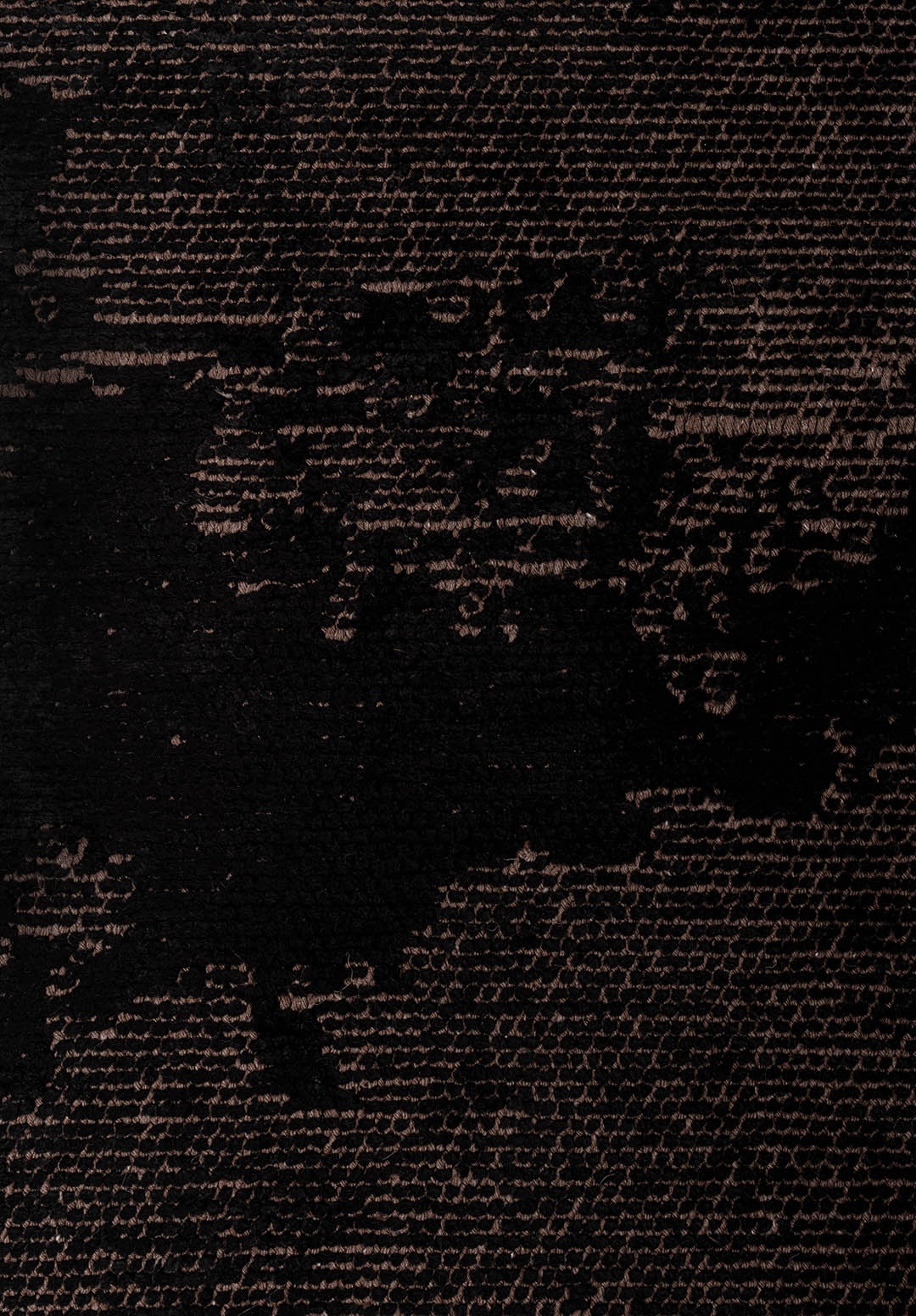 LUSH BLACK RUG