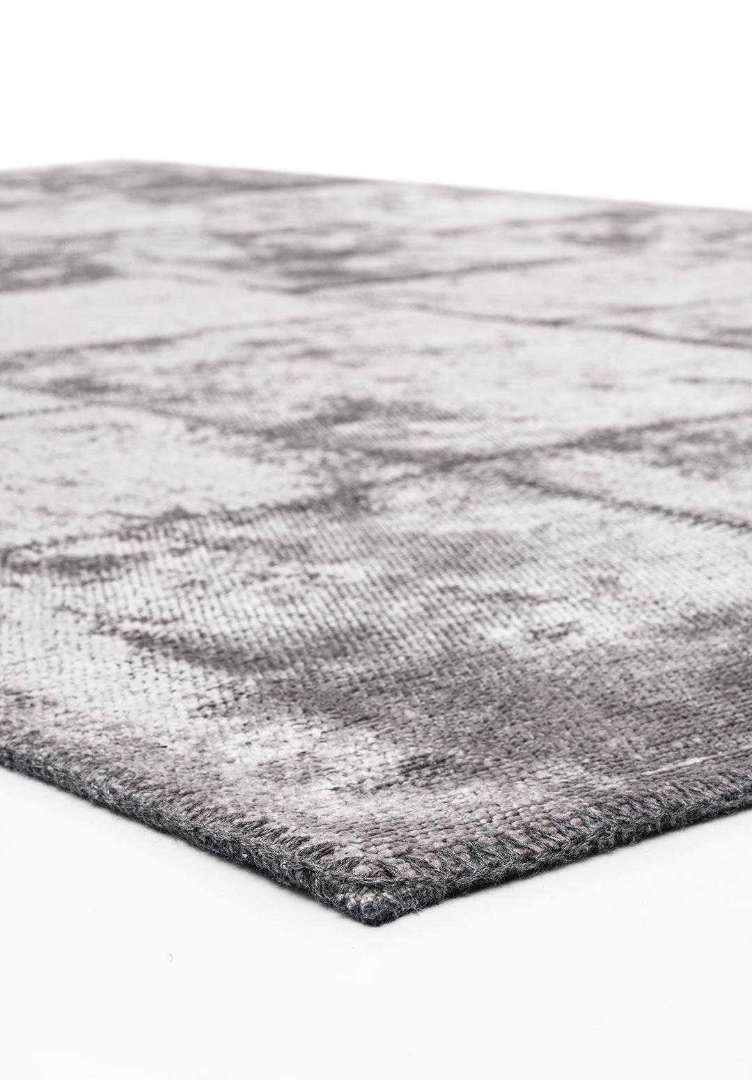 PATCH LIGHT GREY RUG