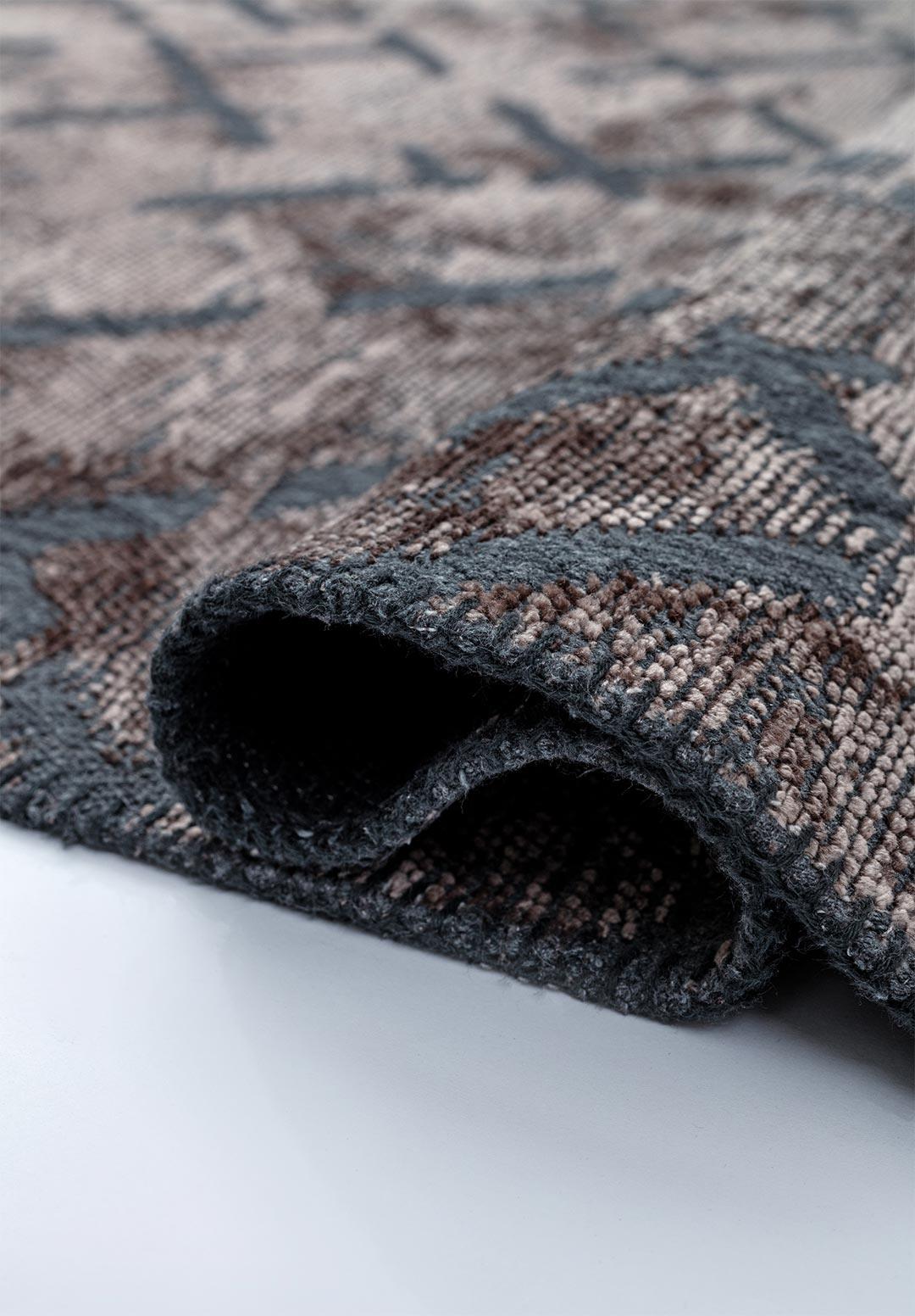 MYSTIQUE DARK GREY RUG