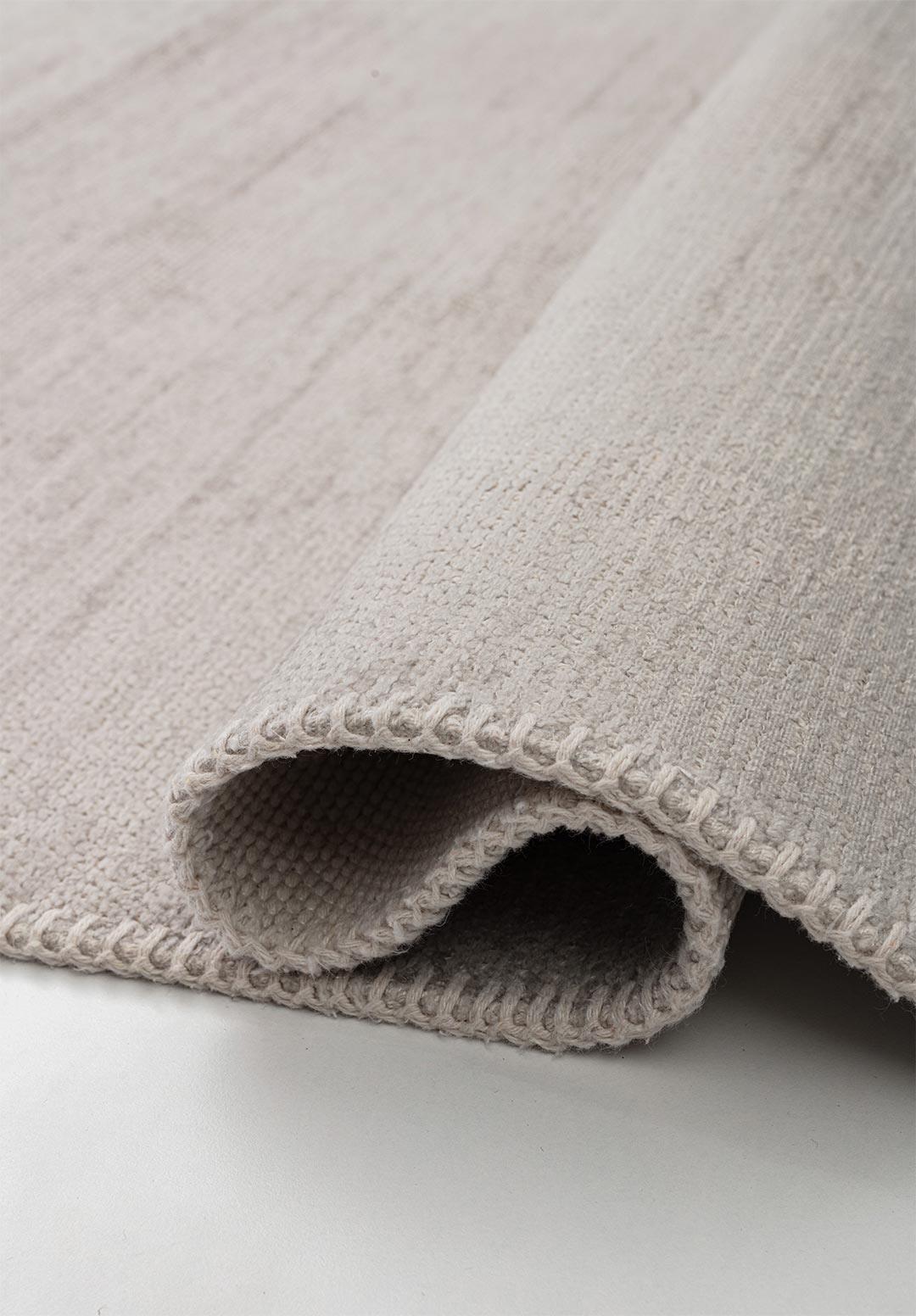 PEARL LIGHT GREY RUG