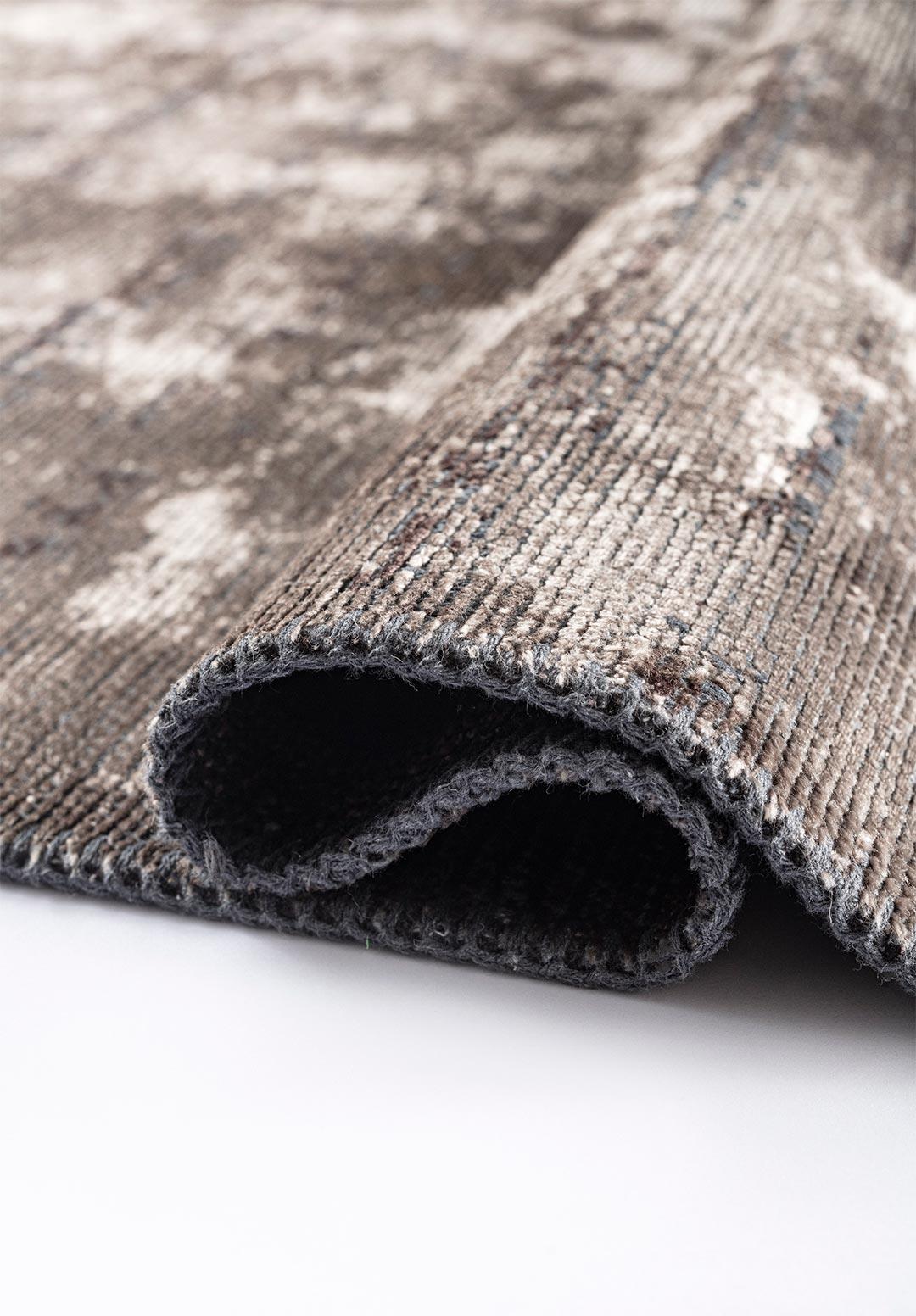 COMO FINDIK - KOYU VİZON HALI