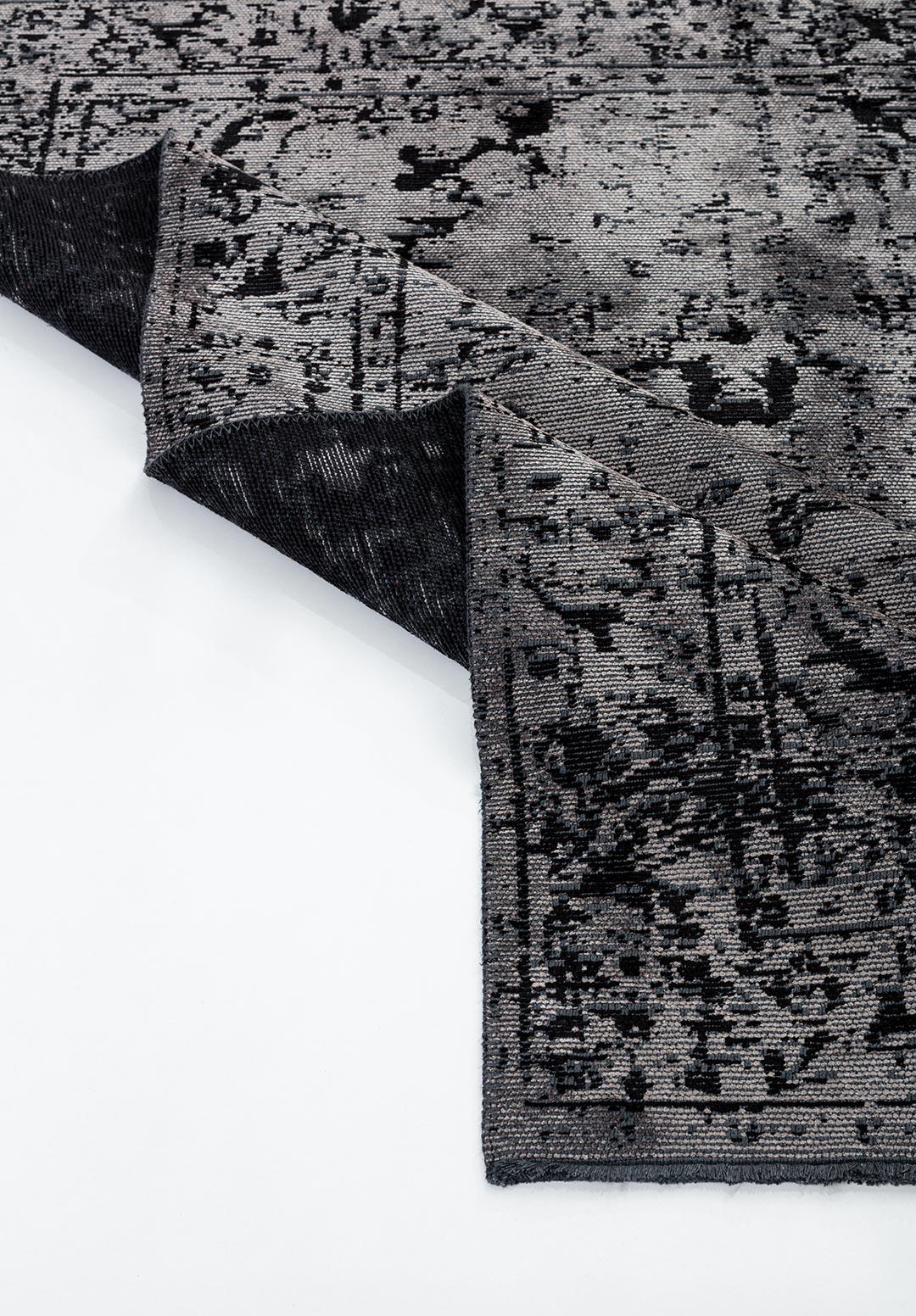 IVY GREY - BLACK RUG