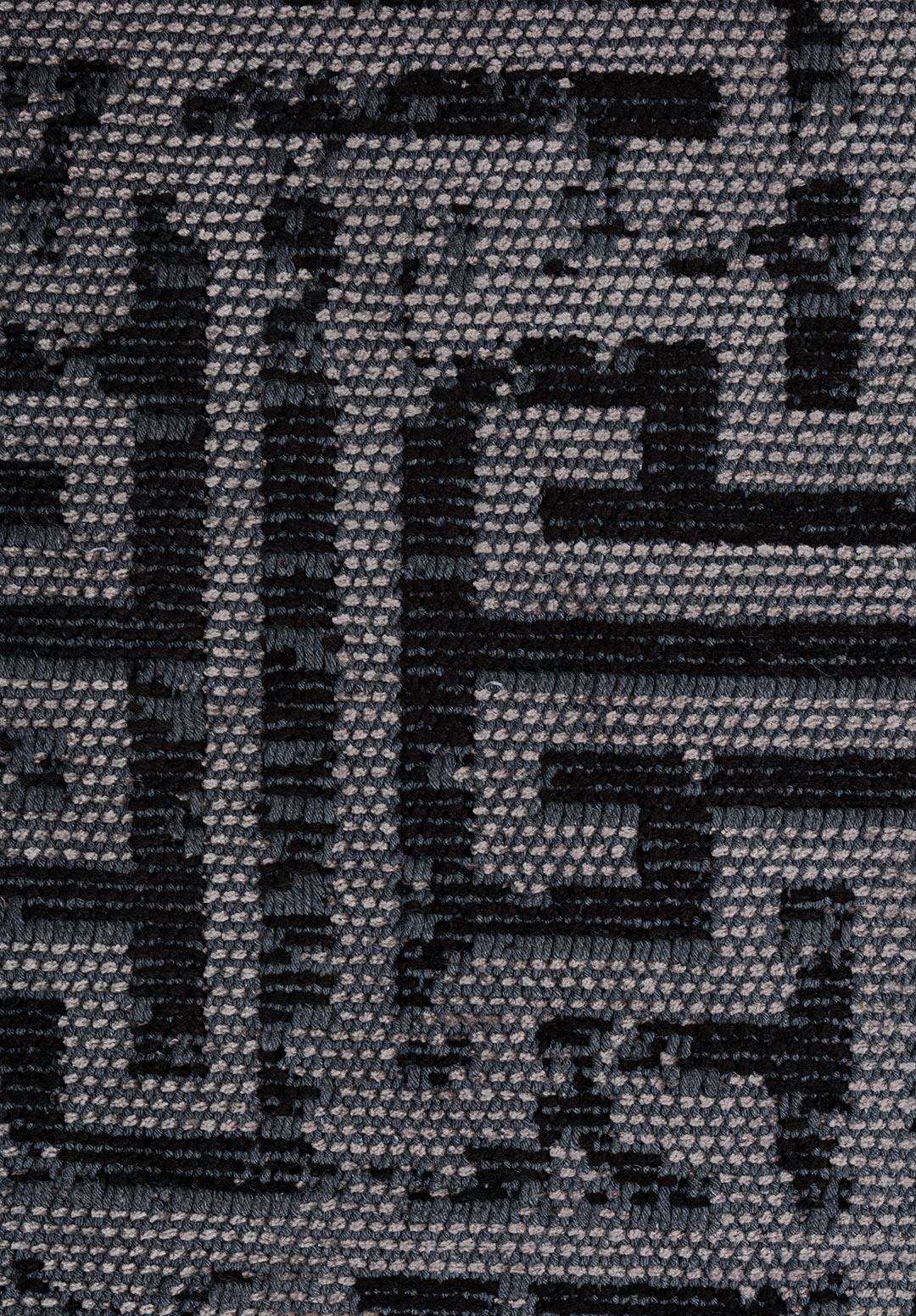 LABYRINTH GREY - BLACK RUG
