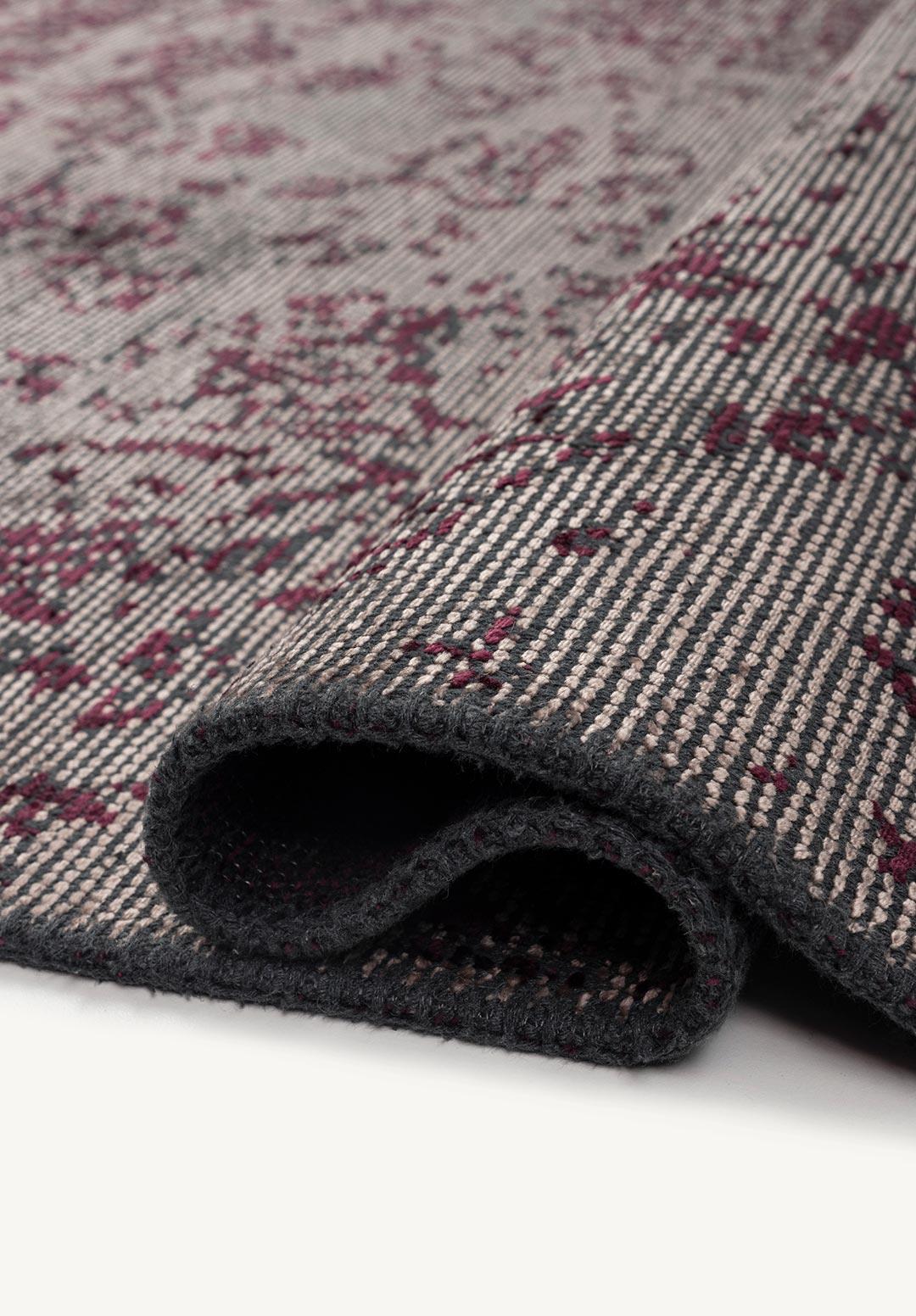 CLASSY DARK DAMSON - COPPER RUG