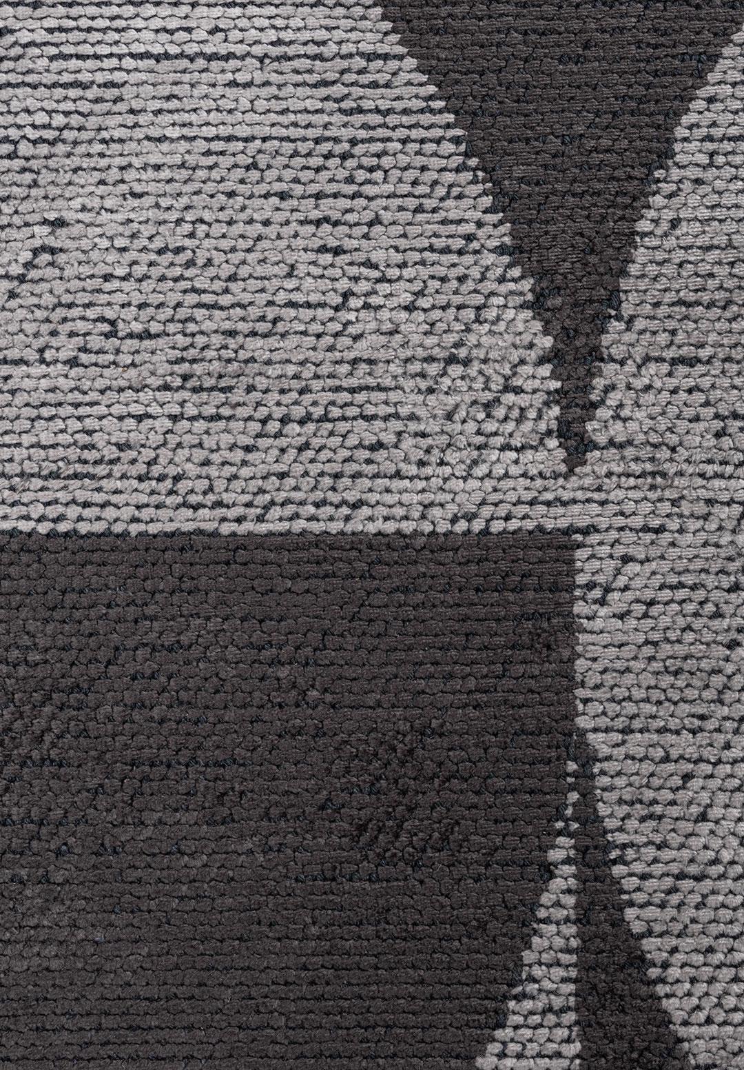 CIRCLE CHARCOAL - LIGHT CREAM RUG