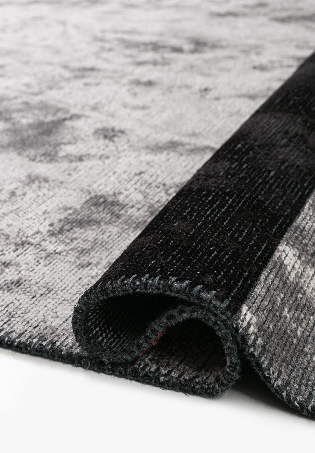 ZONE BLACK - RED - LIGHT GREY RUG