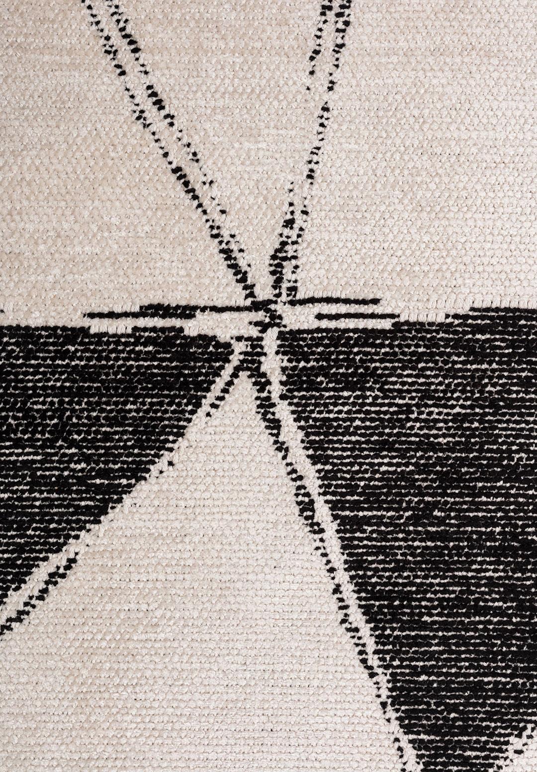 SIERRA BLACK - ECRU RUG