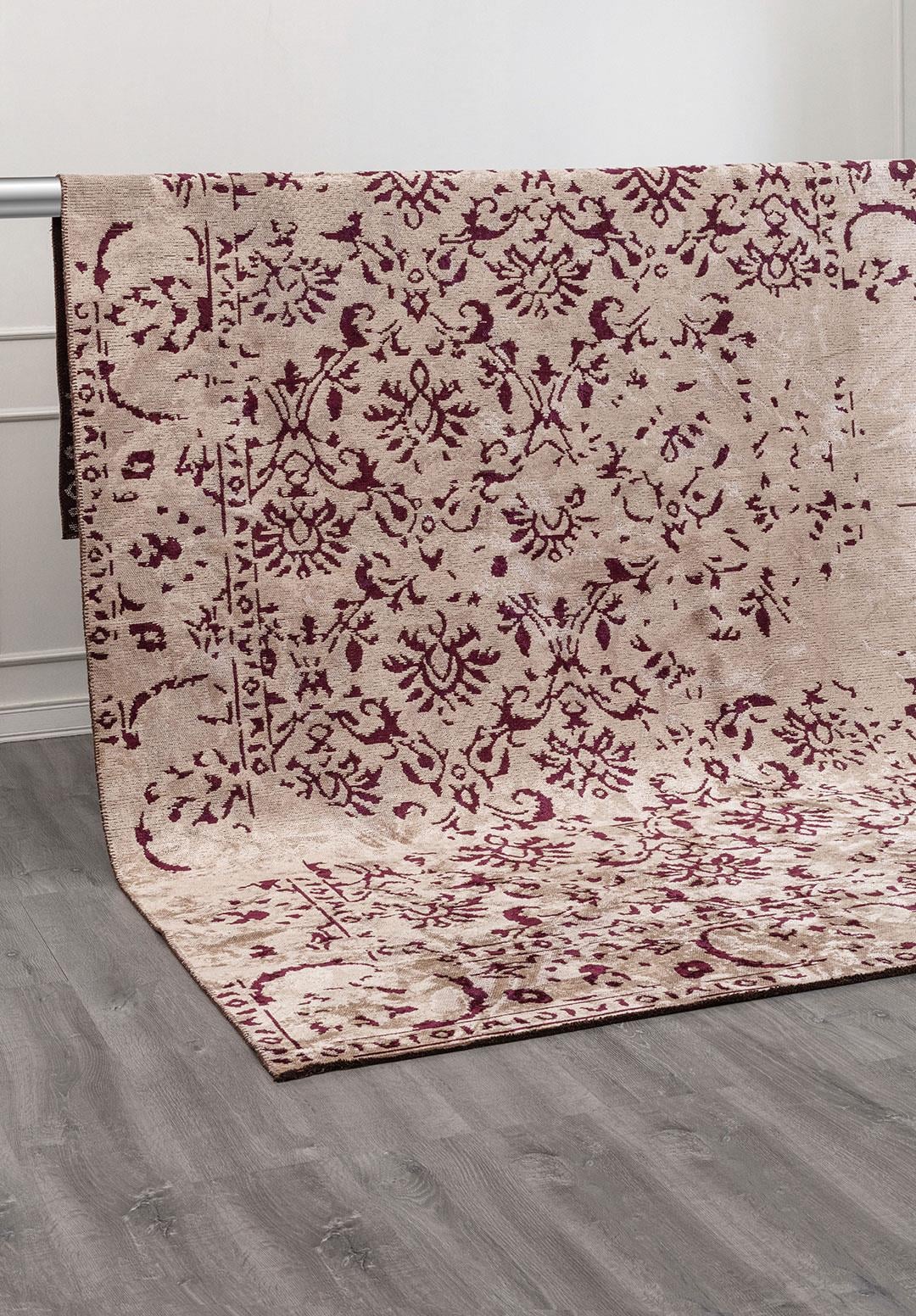 EMPERIA DARK DAMSON - LIGHT CREAM RUG