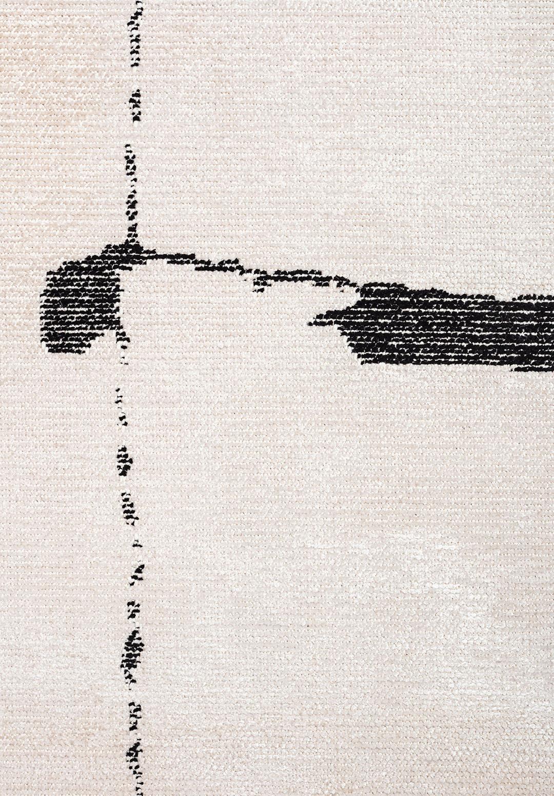 TRACE BLACK - ECRU RUG