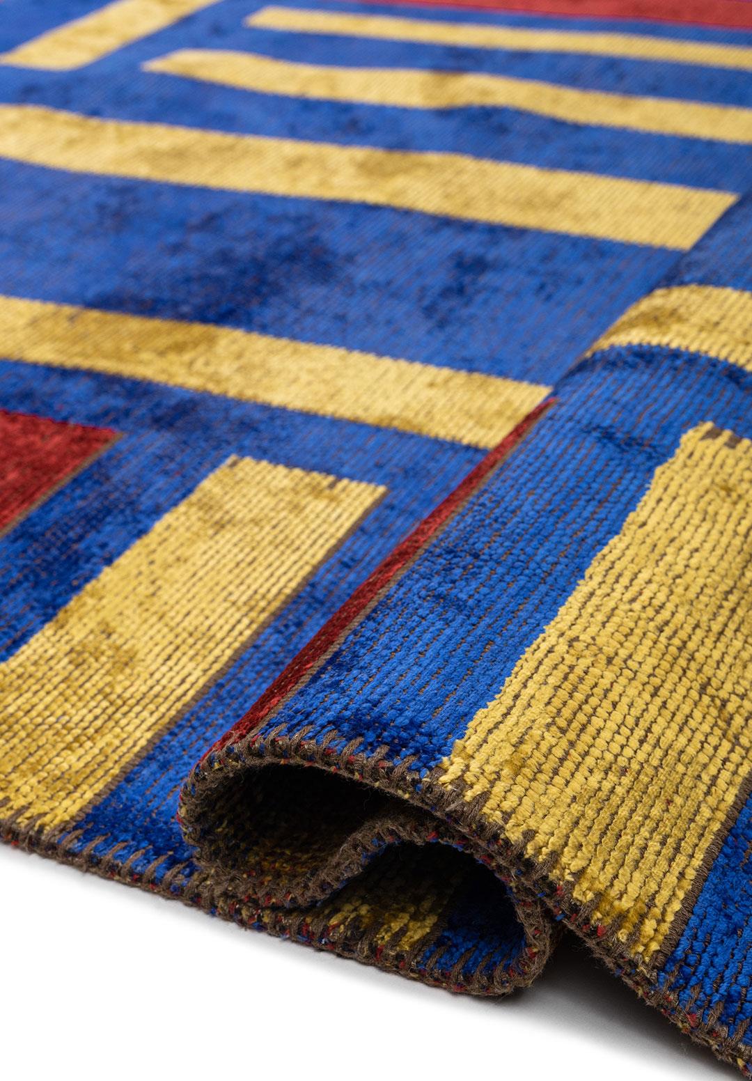 PARCEL KIRMIZI - SARI - SAKS MAVİSİ HALI