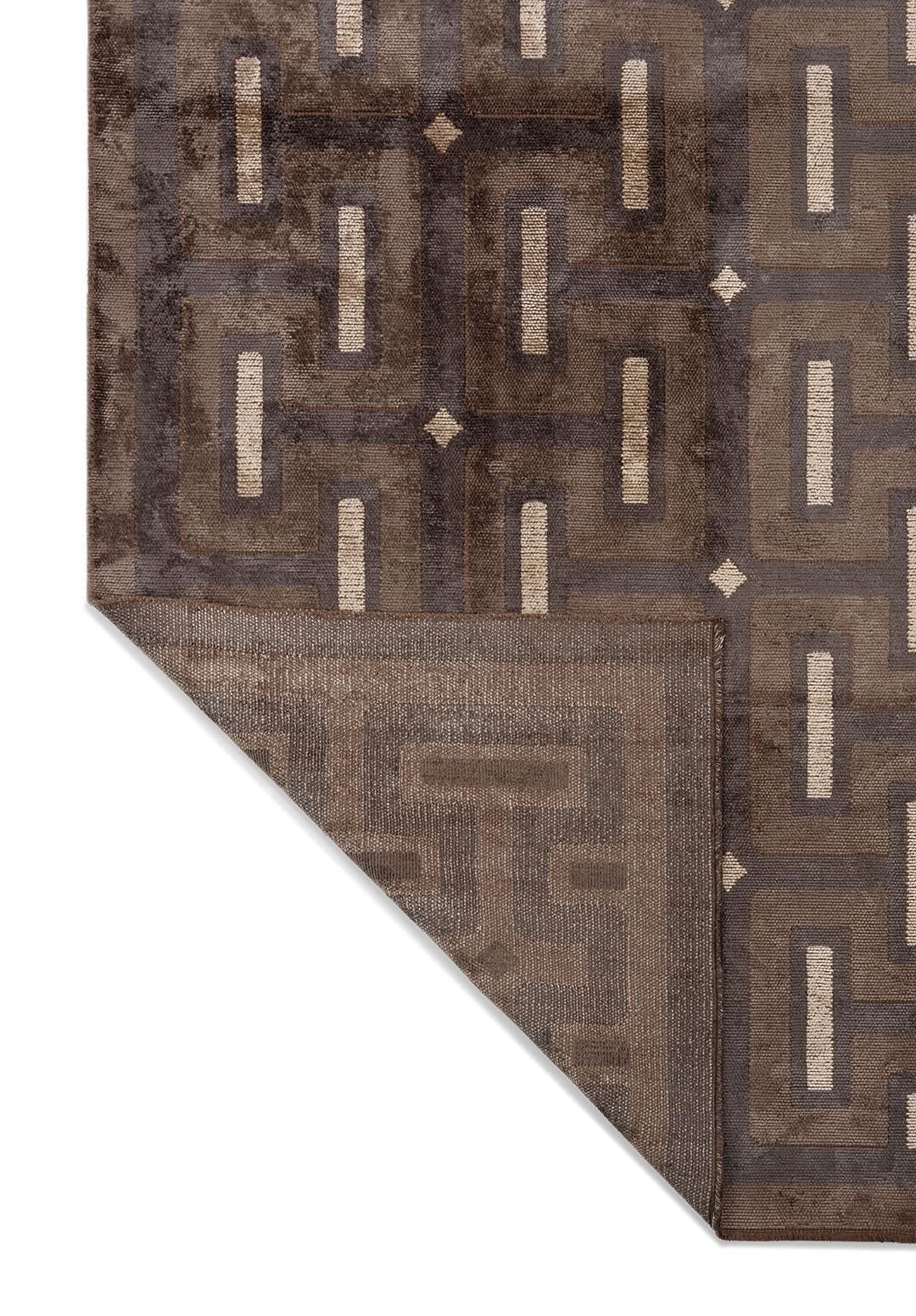 CHARM CHARCOAL - DARK MINK - BONE RUG