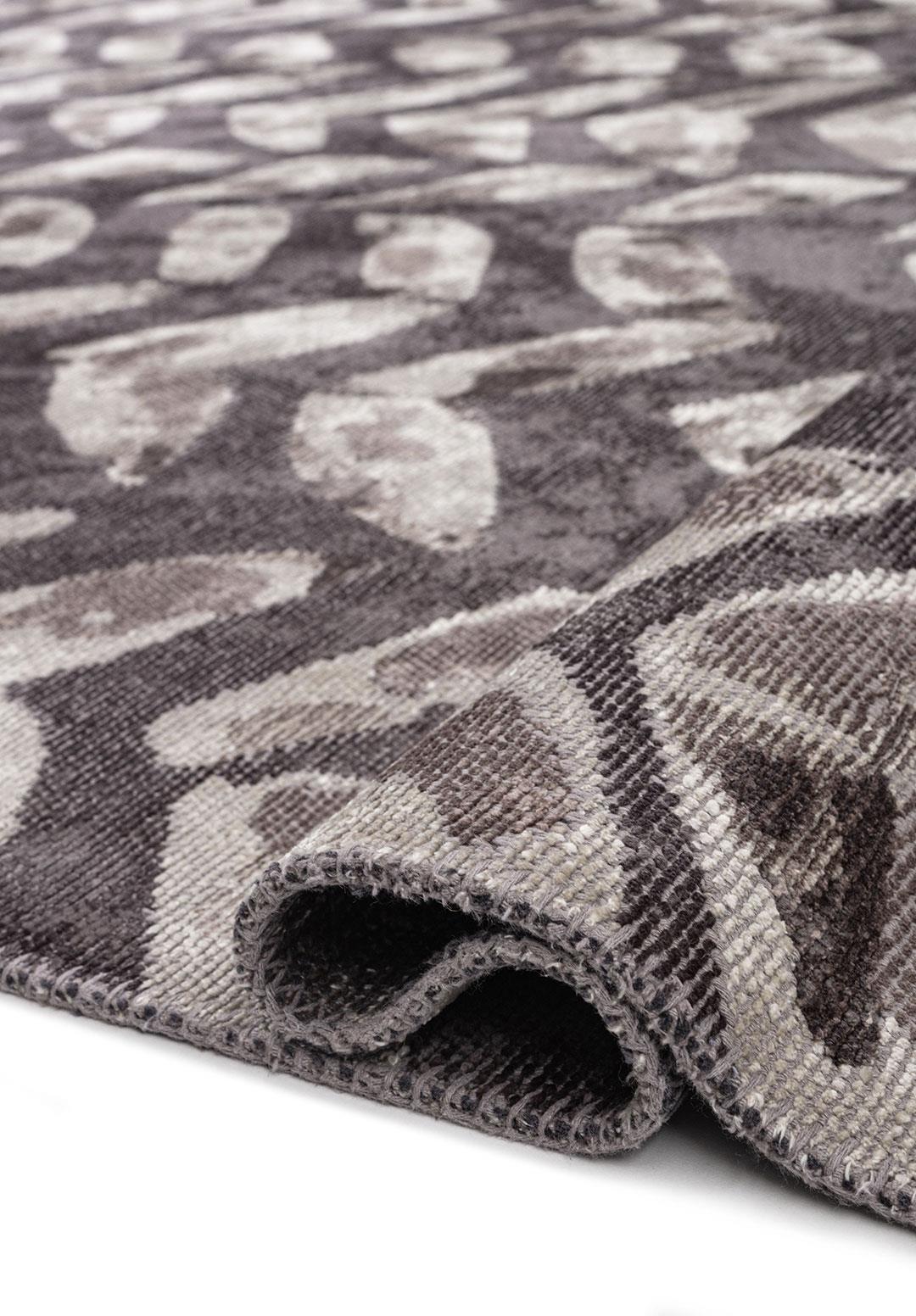 NOVA CHARCOAL - DARK GREY - BONE RUG
