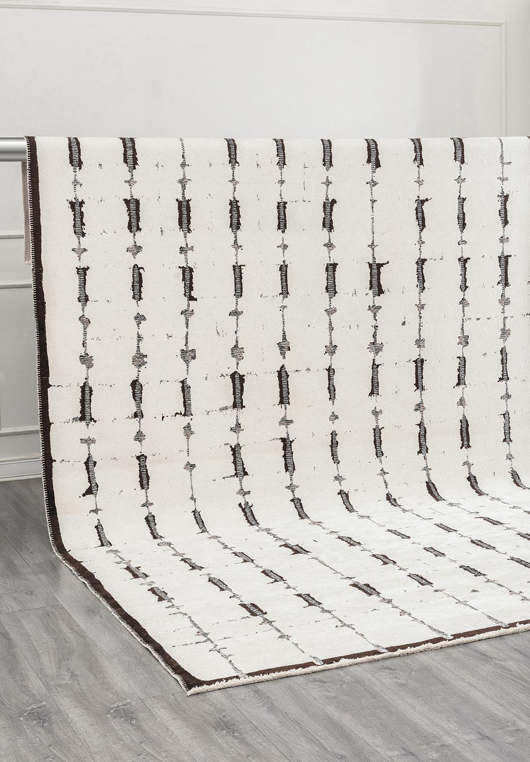 MAYA KOYU KAHVE - SİYAH - EKRU HALI