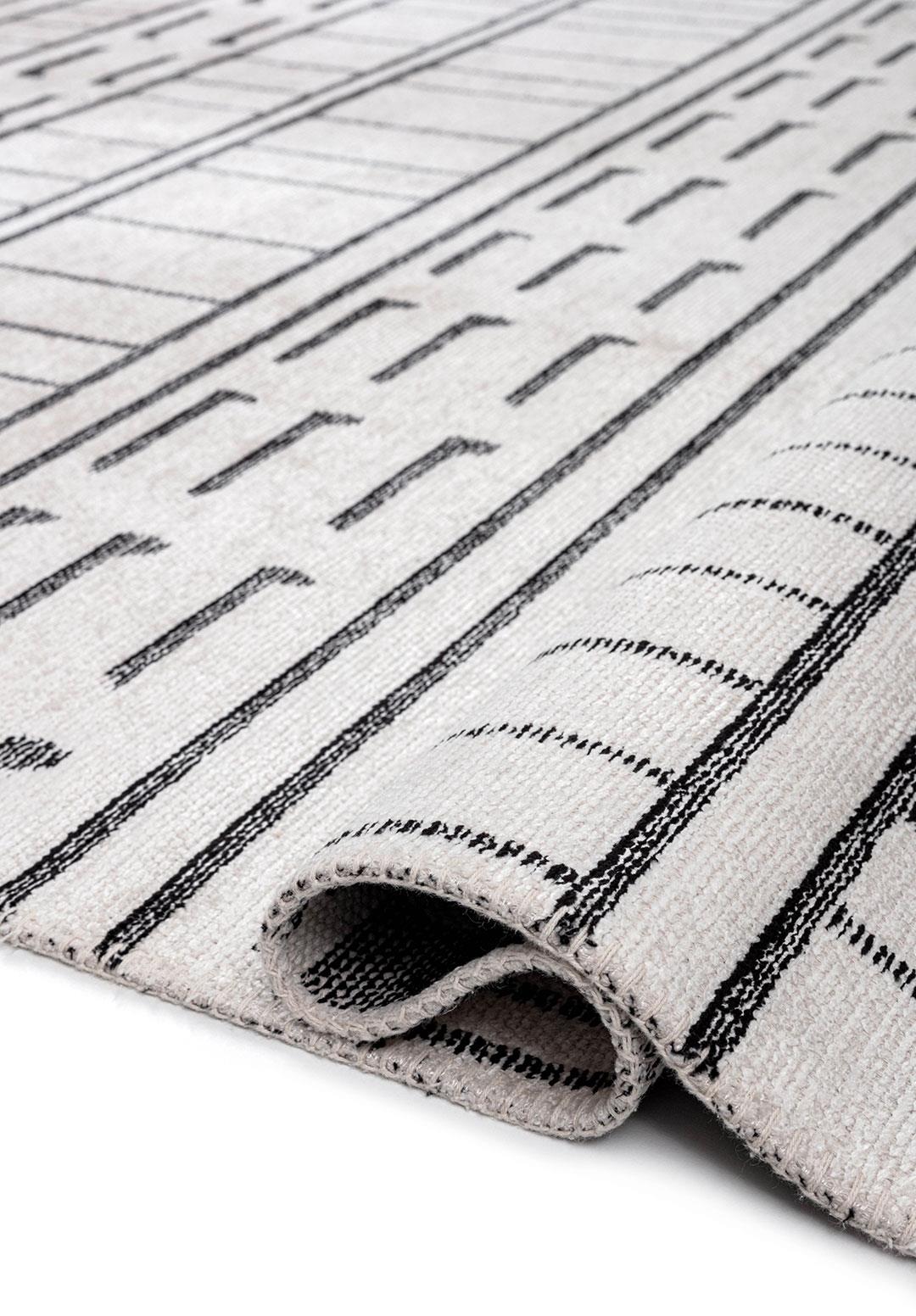 INFINITY BLACK - ECRU RUG