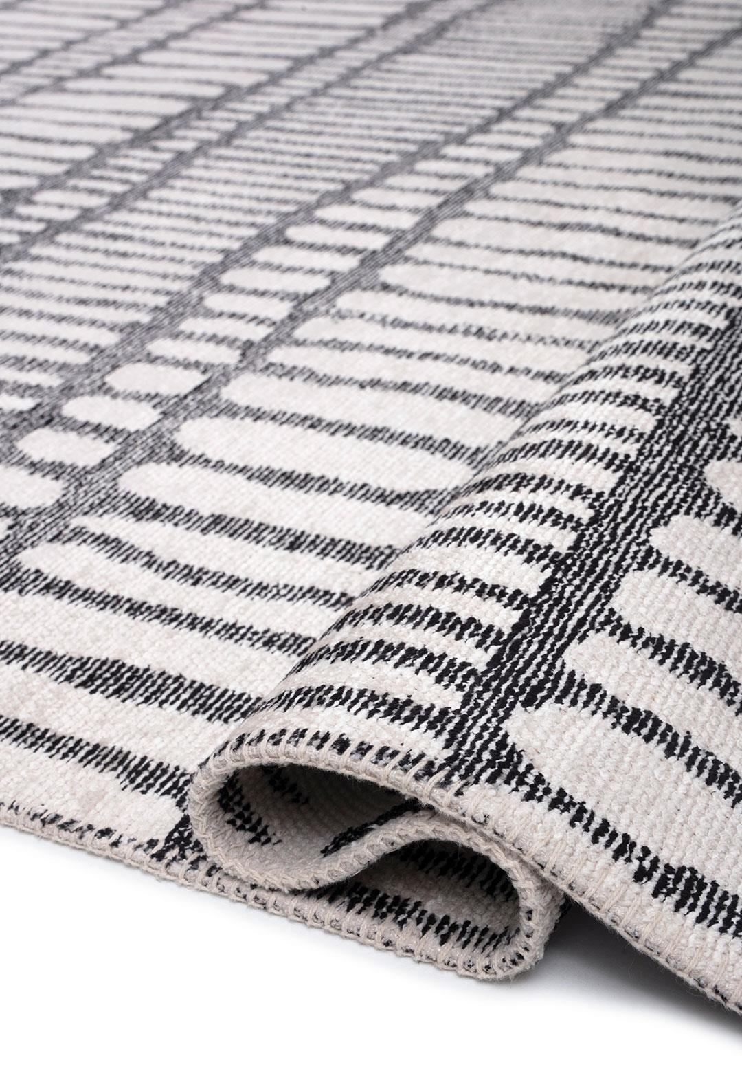 TEMPO SİYAH - EKRU HALI