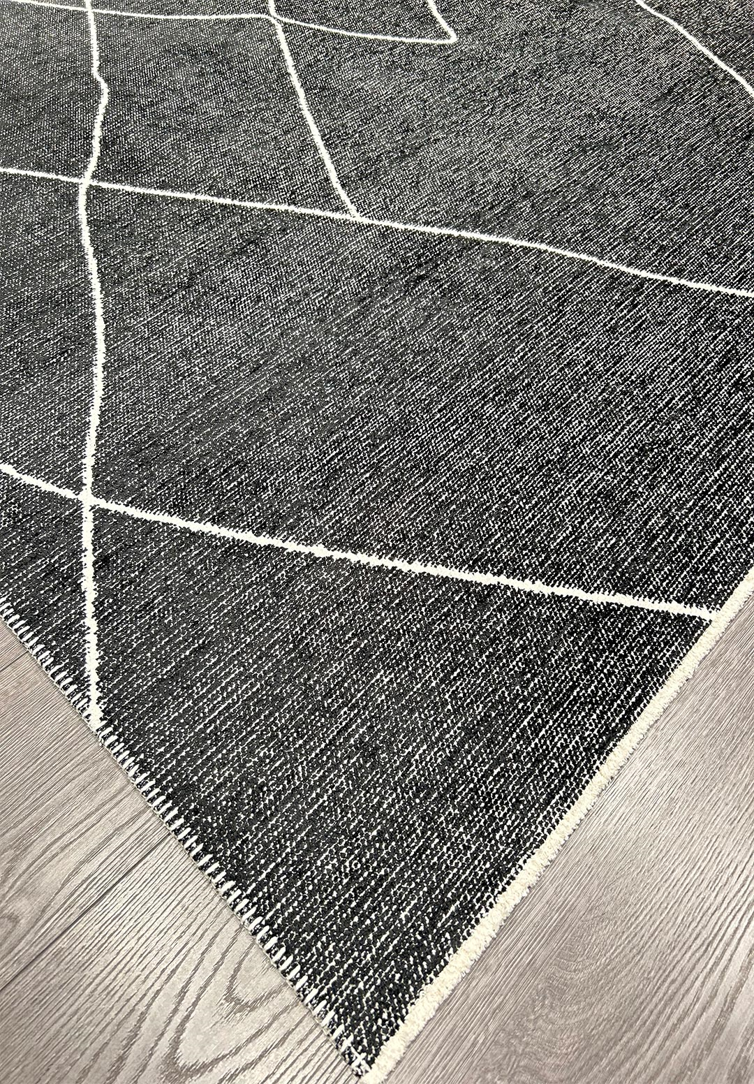 TRIBAL 200X250 CM HALI