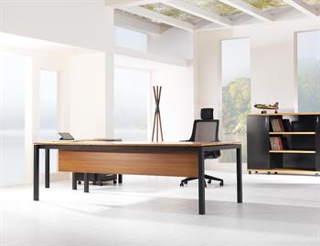 TETRA YÖNETİCİ MASASI 180CM