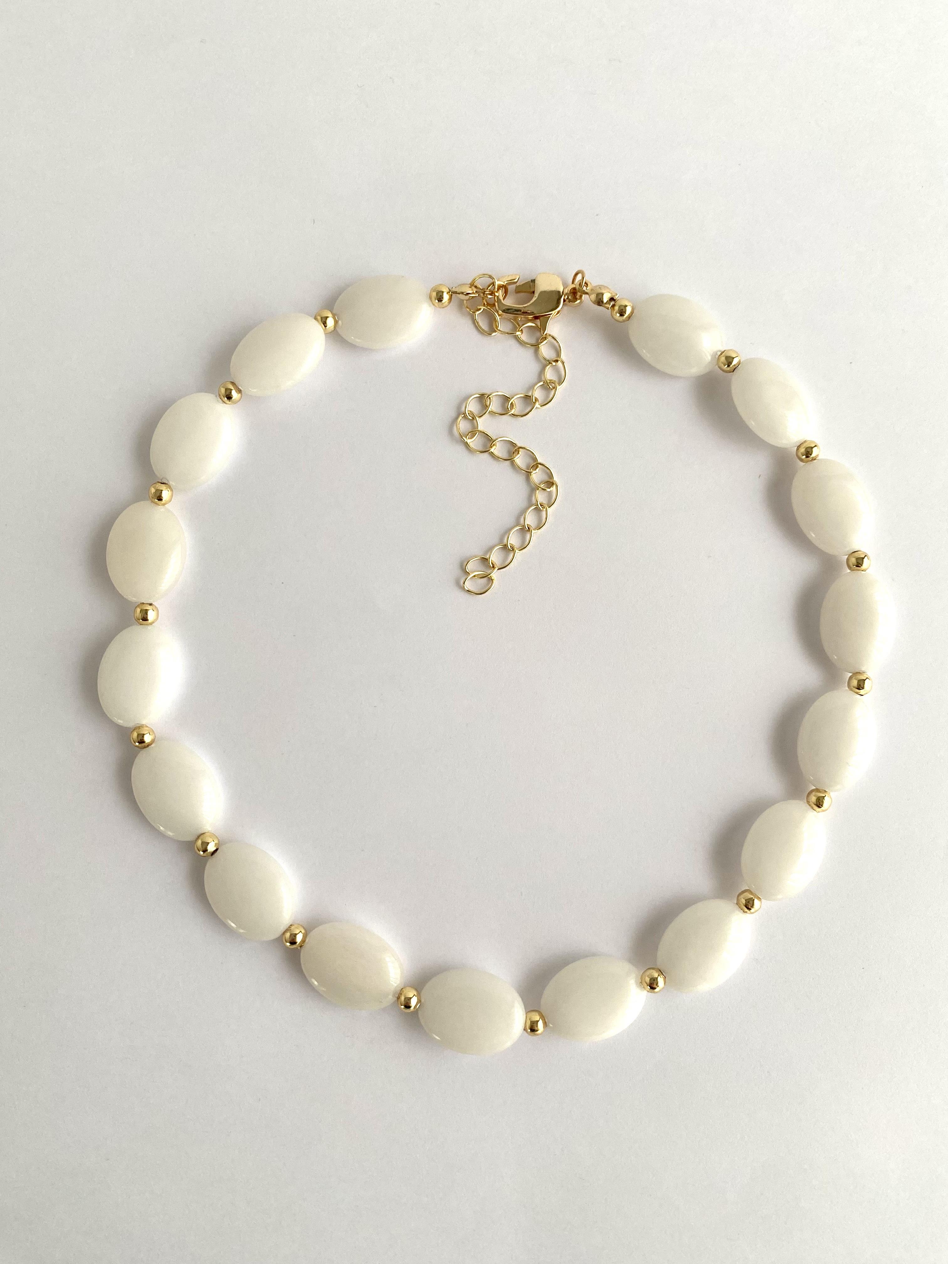 Beyaz Oval Doğal Taş Kolye