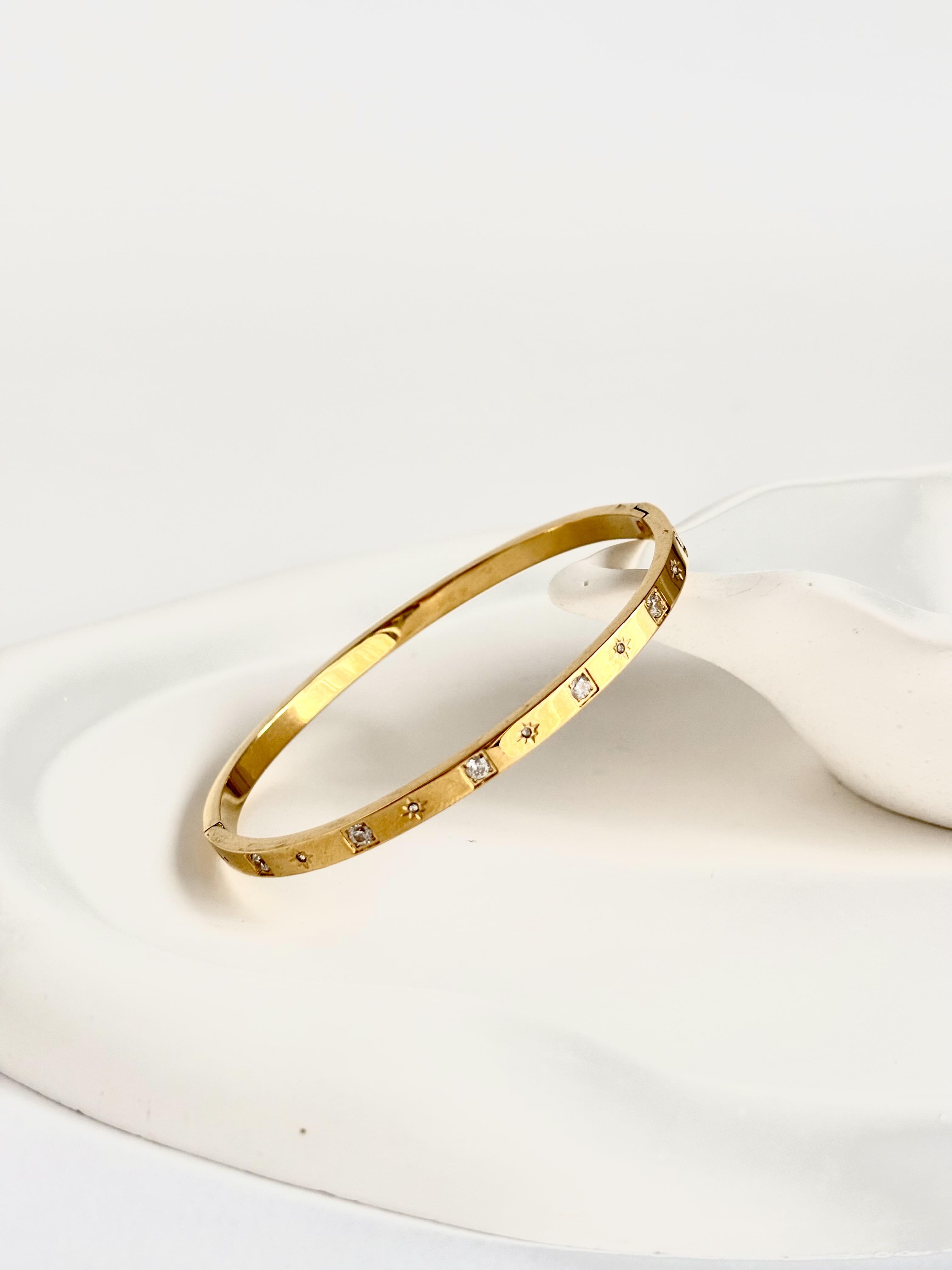 Beyaz Taşlı İnce Çelik Bileklik