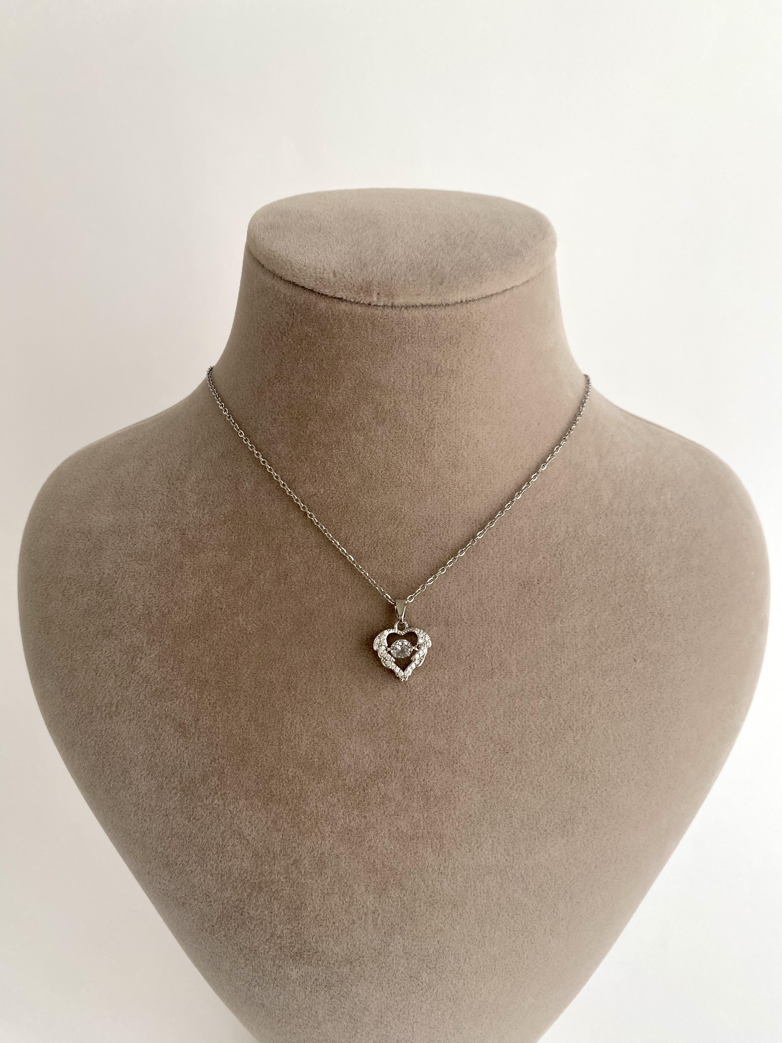 Taşlı Kalp Çelik Kolye - Silver