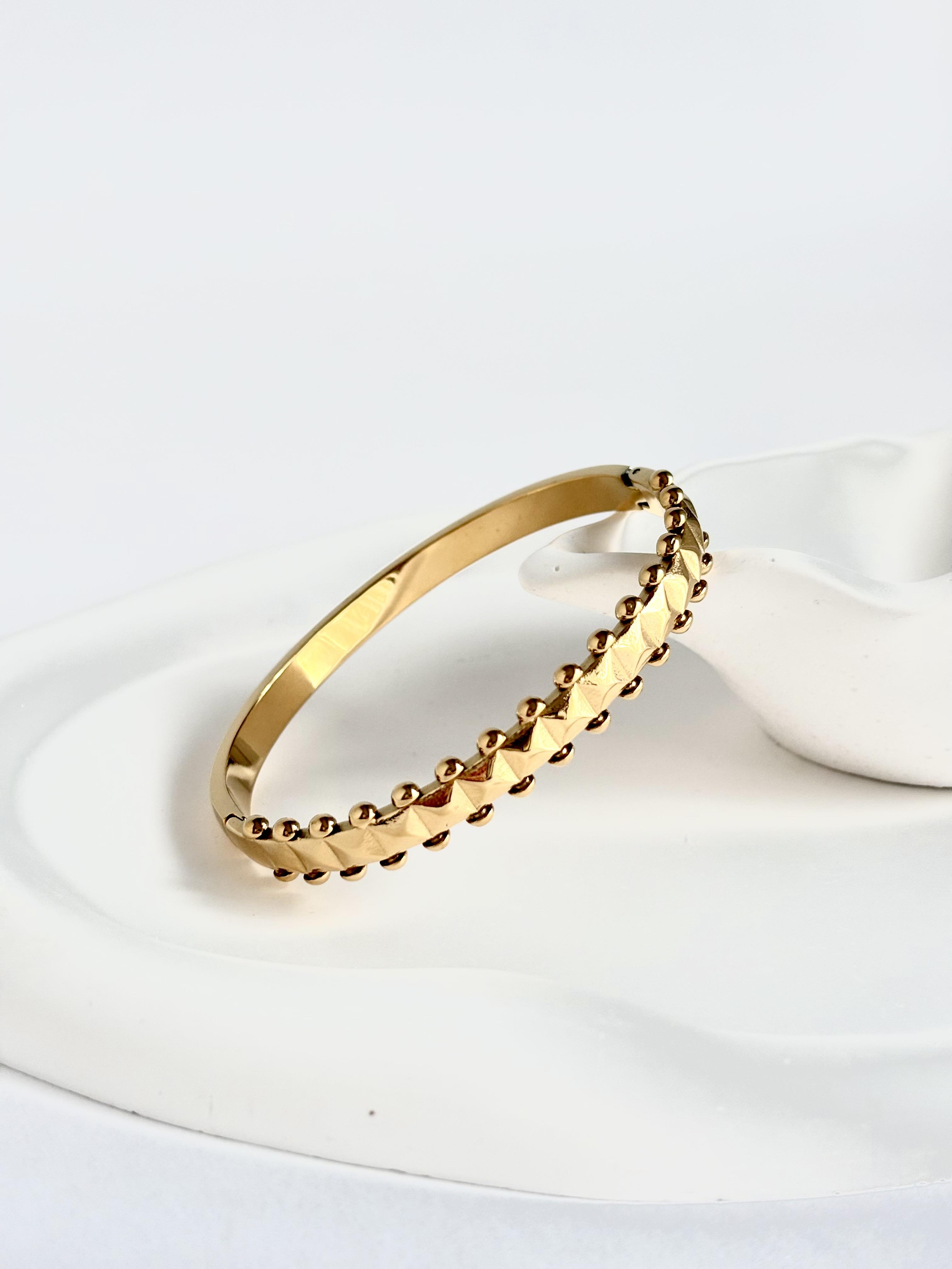 Top Detaylı Çelik Bileklik