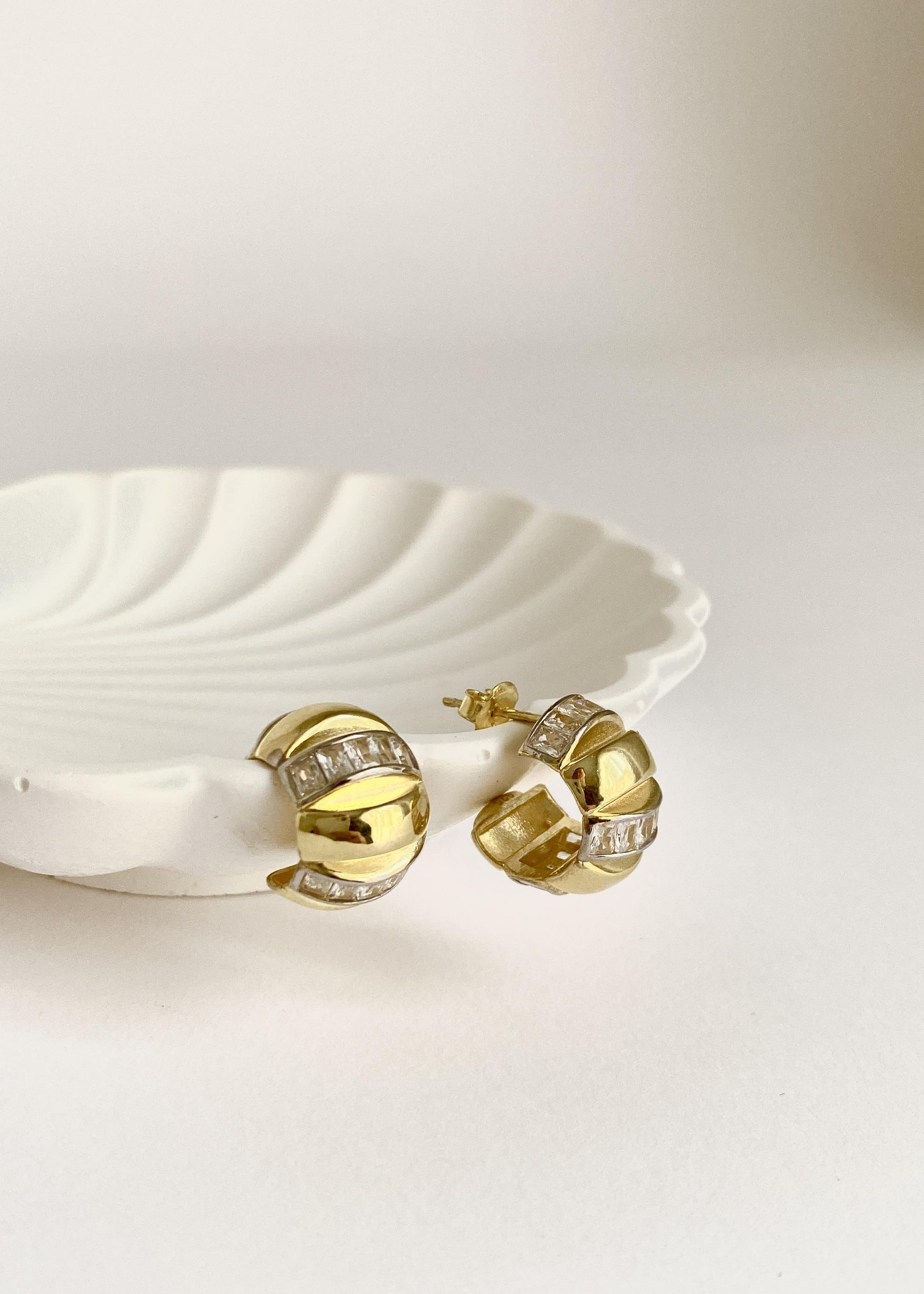 925 Ayar Gümüş Baget Taşlı Mini Küpe