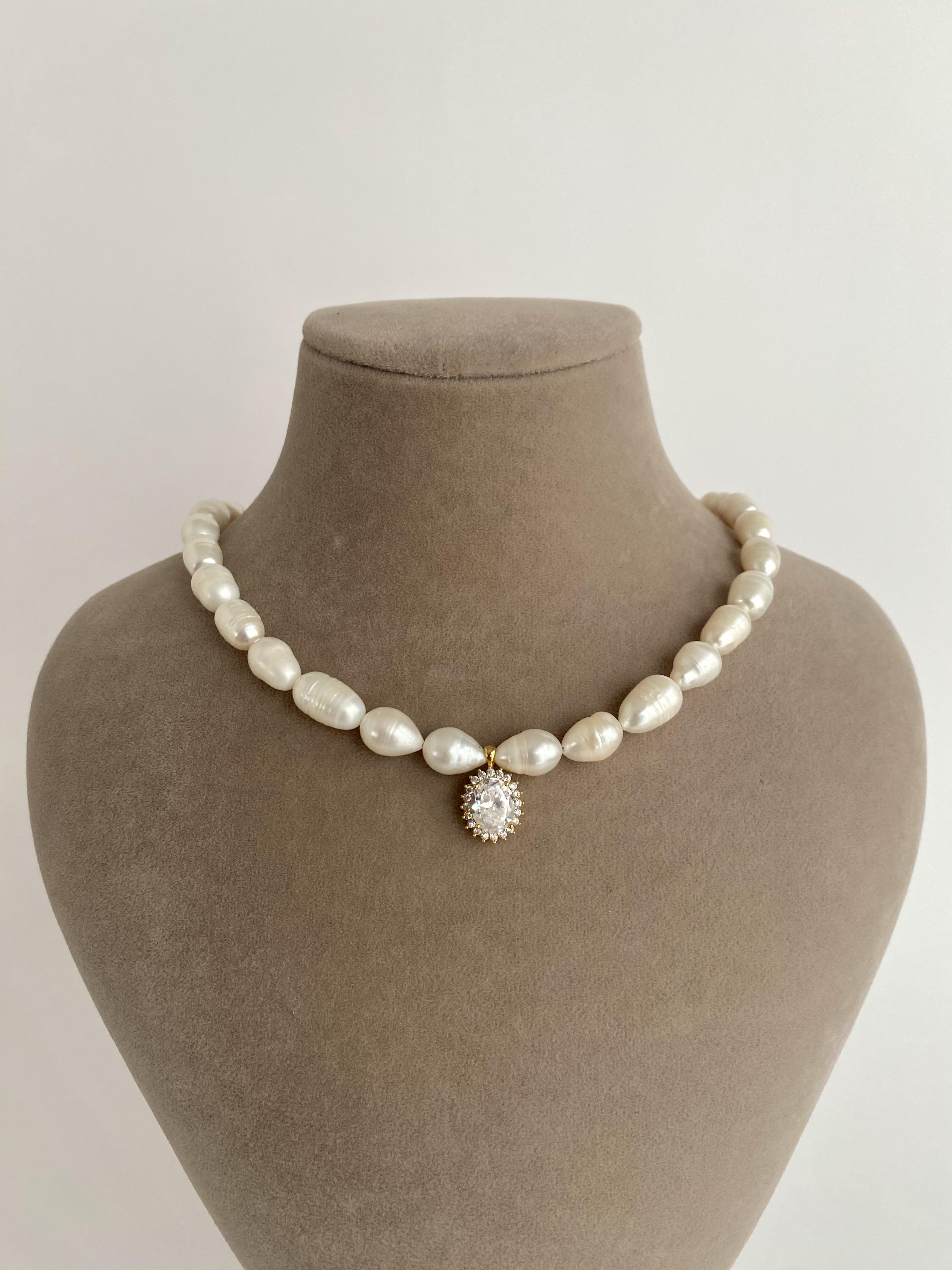 Arpa Beyaz Büyük Gerçek İnci Kolye