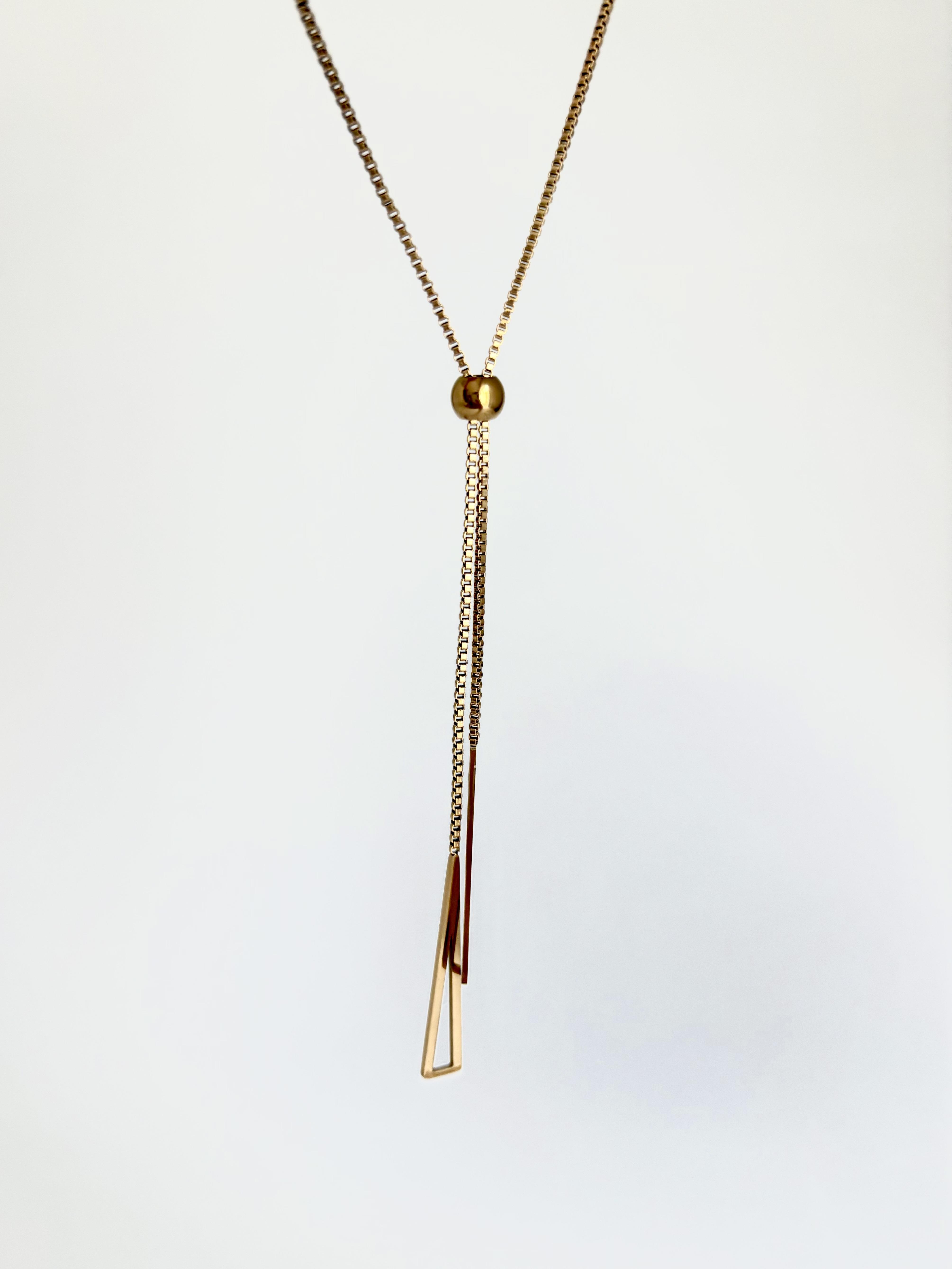 Asansörlü Çelik Kolye