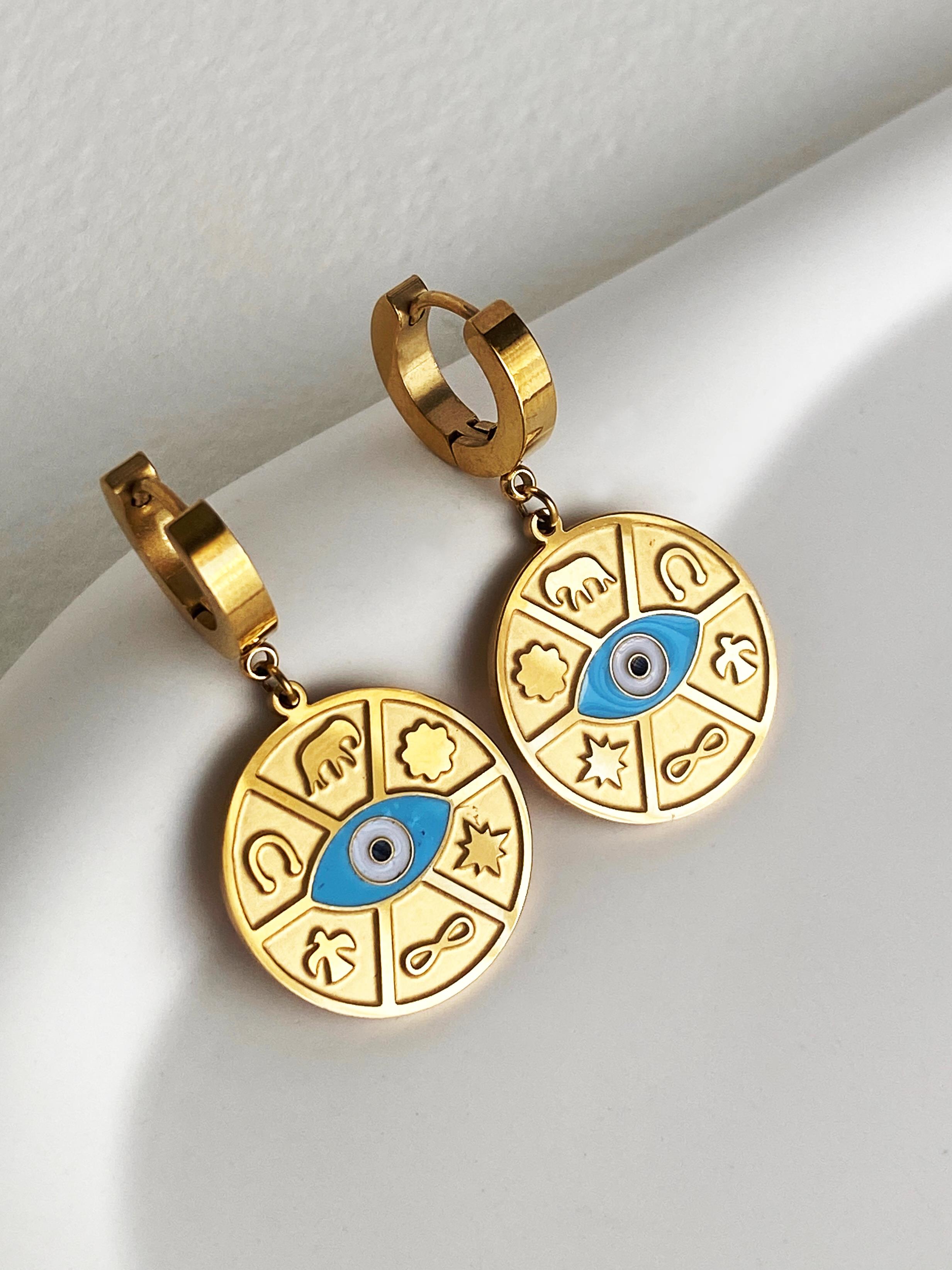 Göz Detaylı Şans Çelik Küpe