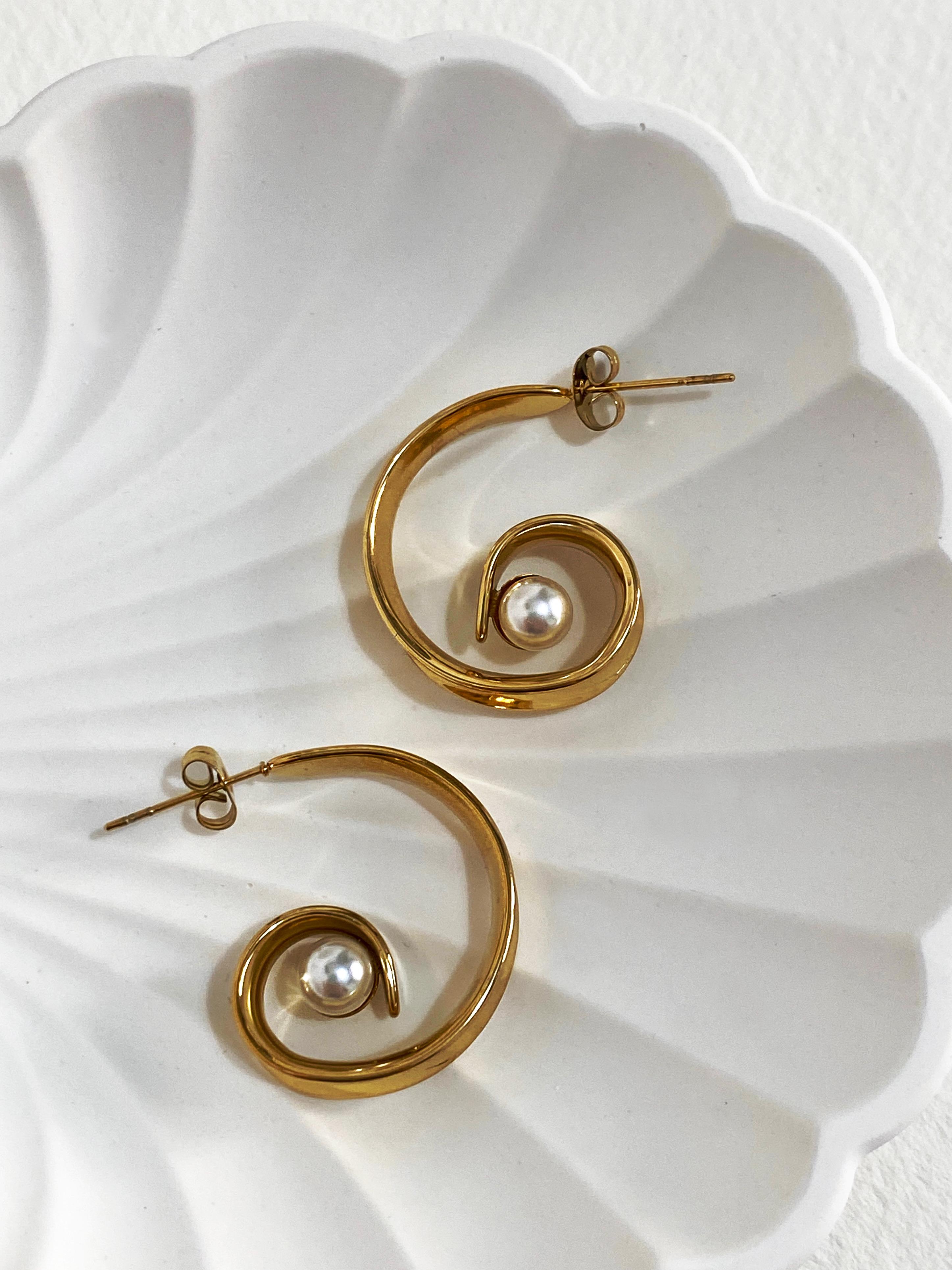 İncili Sarmal Çelik Küpe