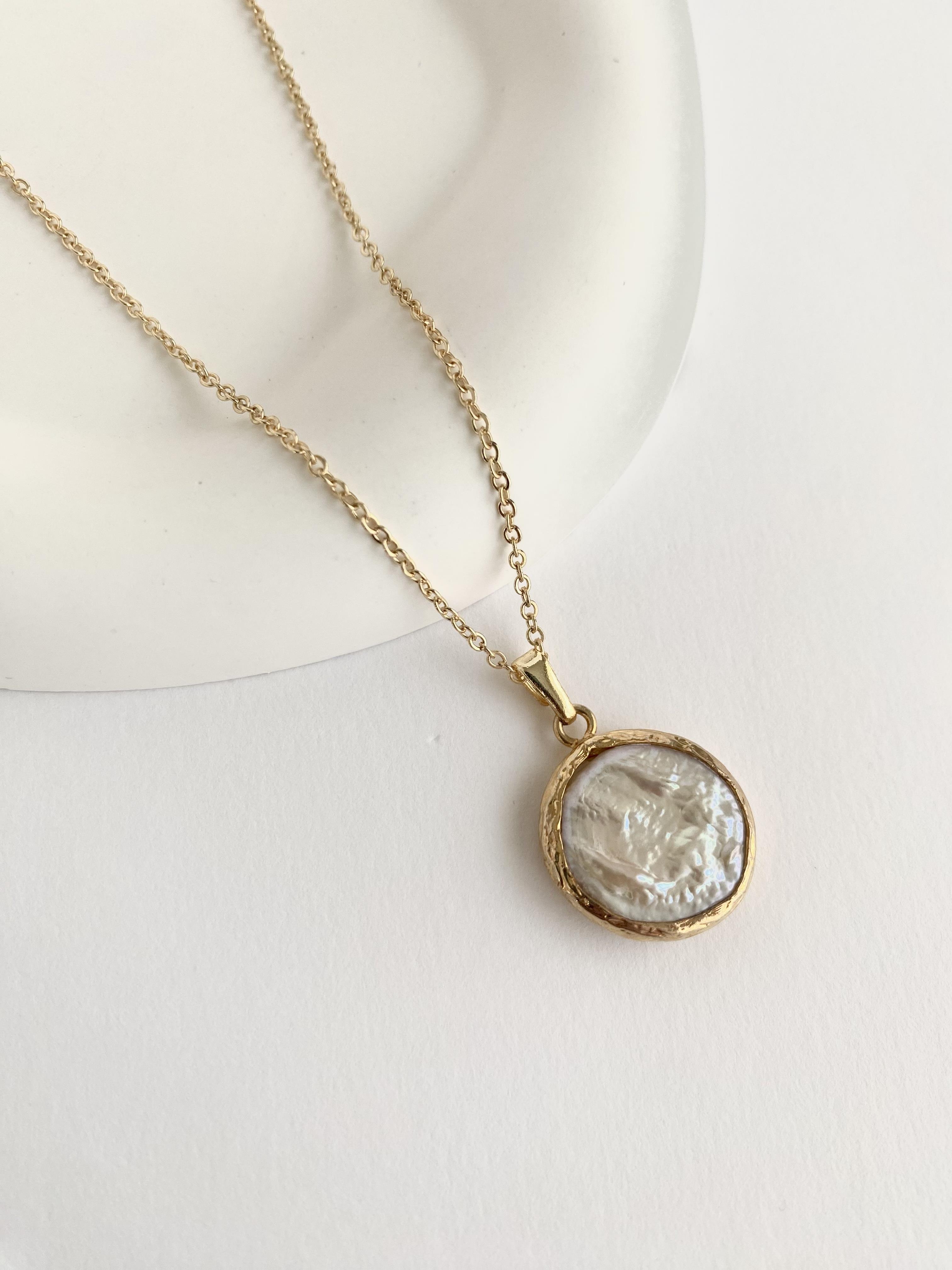 Özel Tasarım Kedi Gözü Taşlı Doğal İnci Uçlu Kolye - Krem