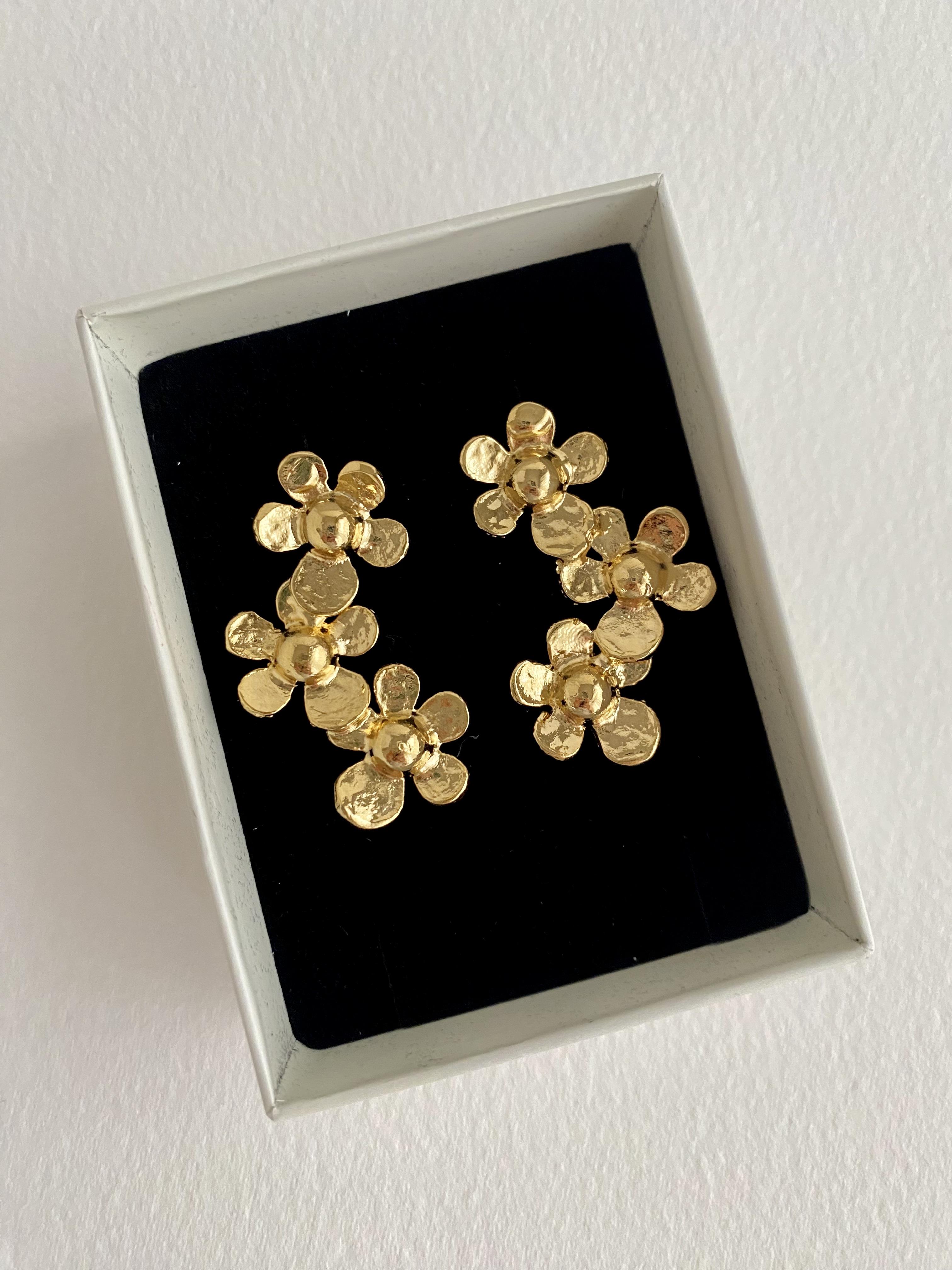 Özel Tasarım Üçlü Papatya Küpe