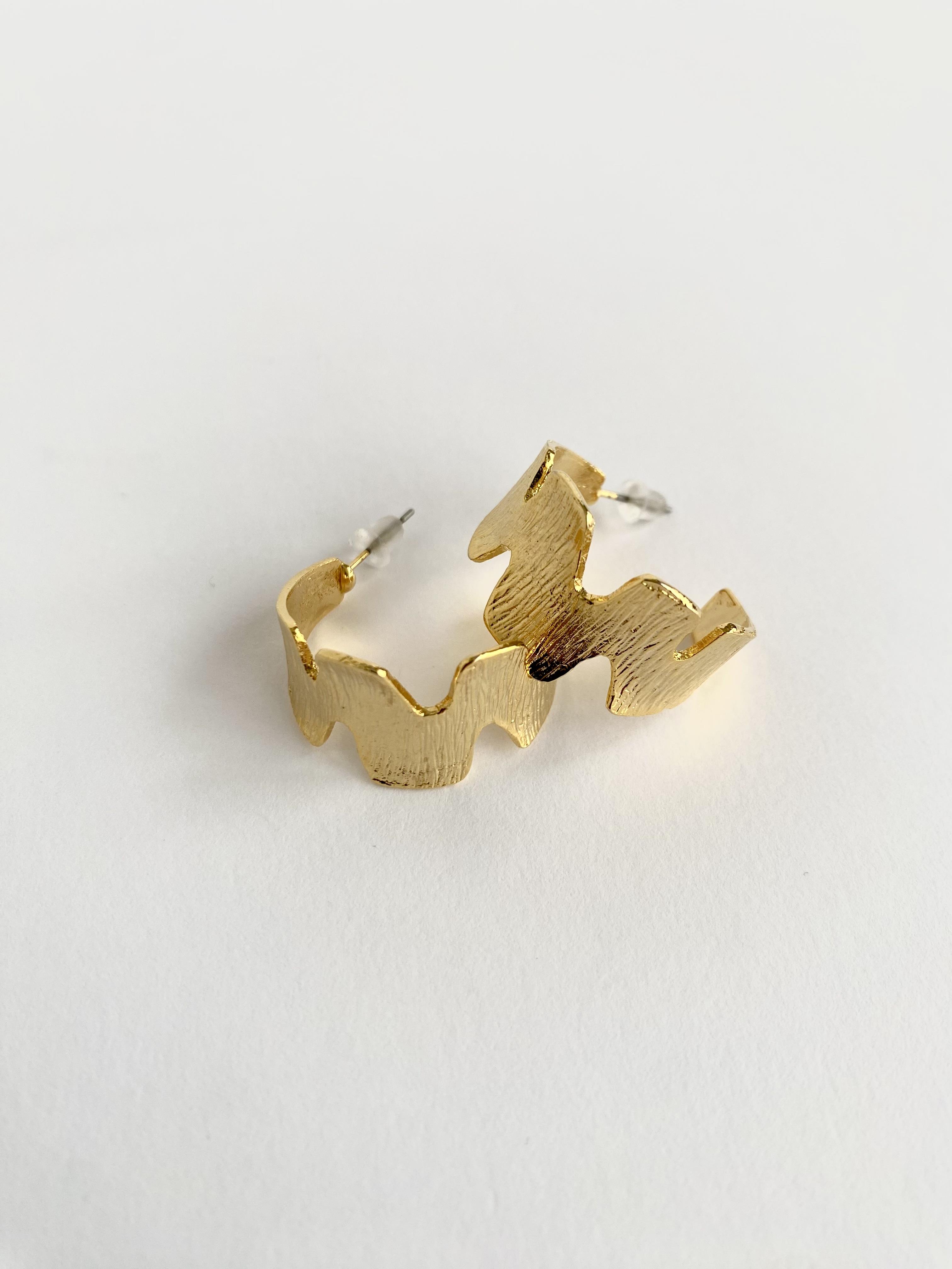 Özel Tasarım Zigzag Halka Küpe 