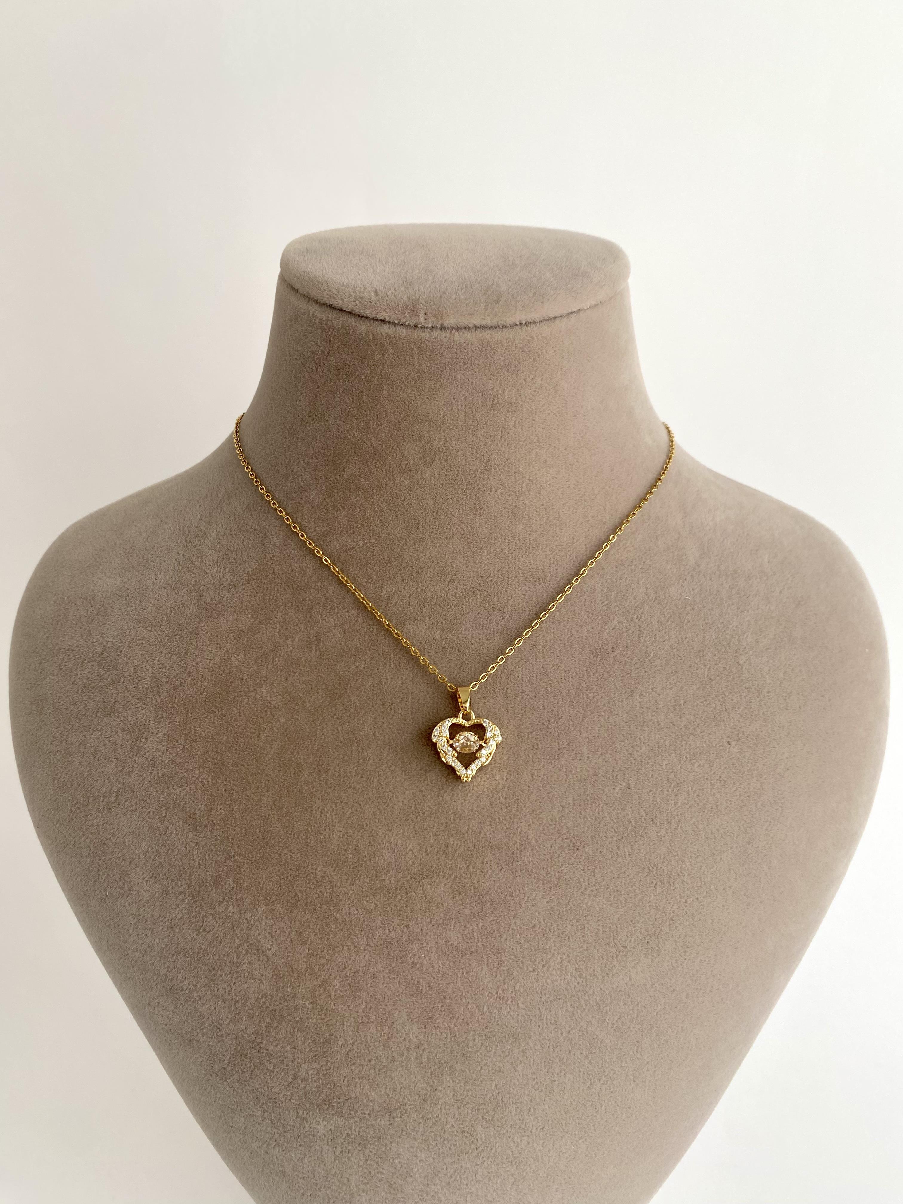 Taşlı Kalp Çelik Kolye - Gold