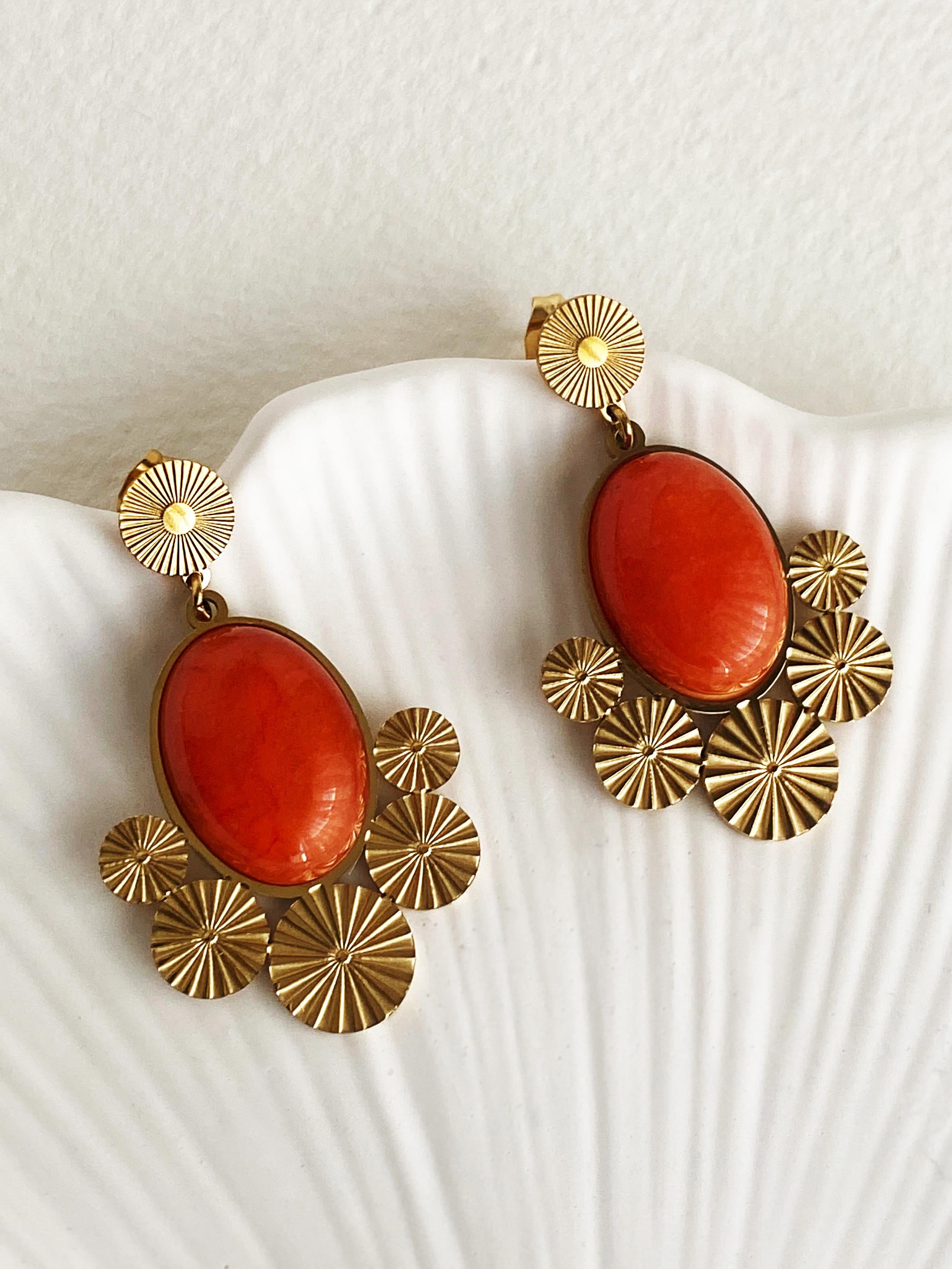 Turuncu Taşlı Vintage Çelik Küpe