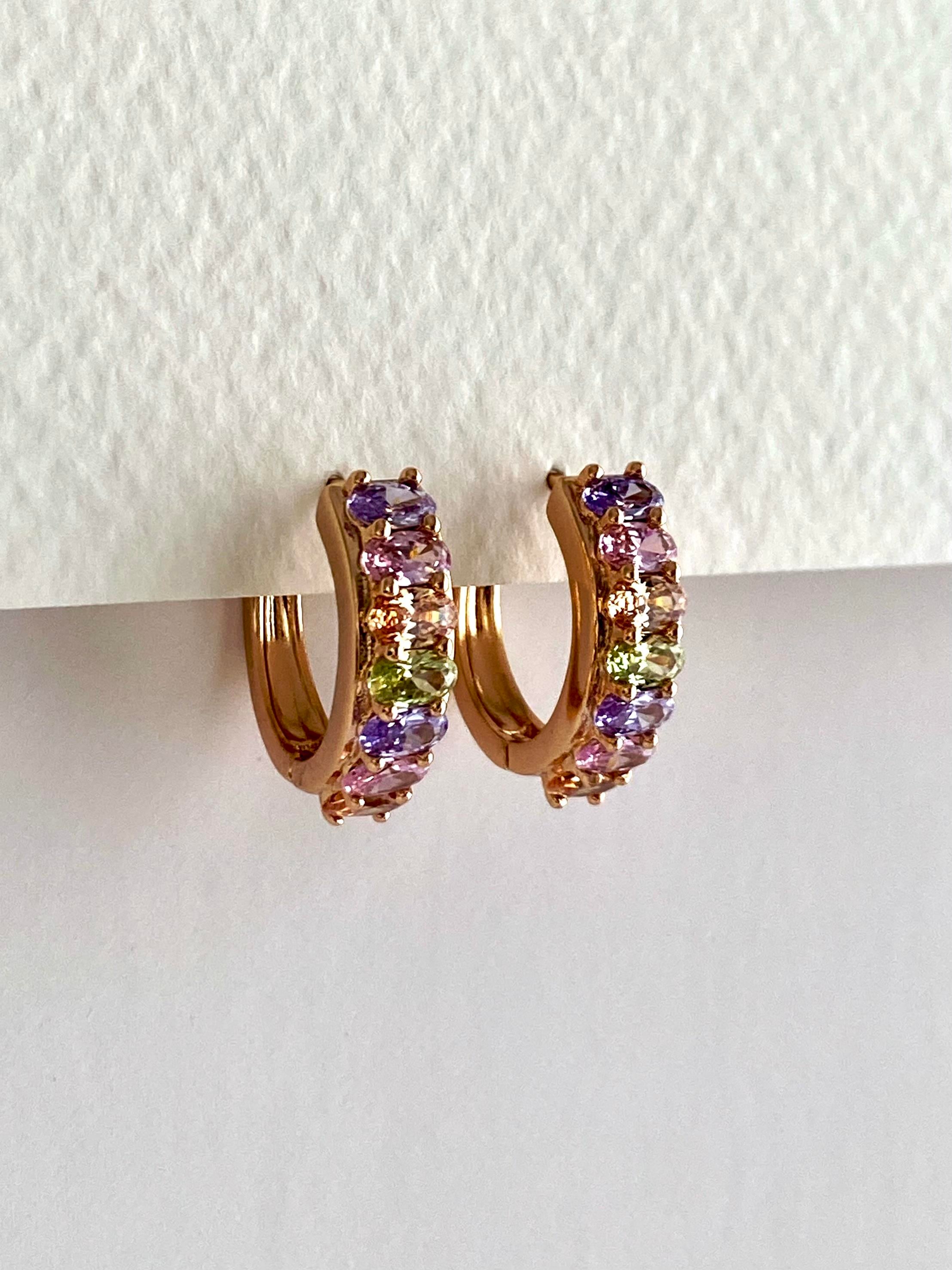 Zirkon Taşlı Çok Renkli Halka Küpe