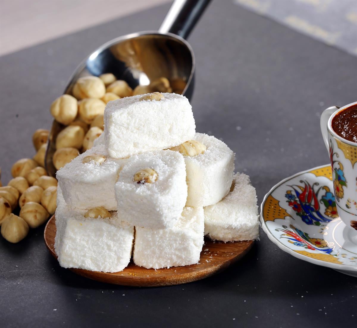 Hicret Fındıklı Beyaz Lokum kg