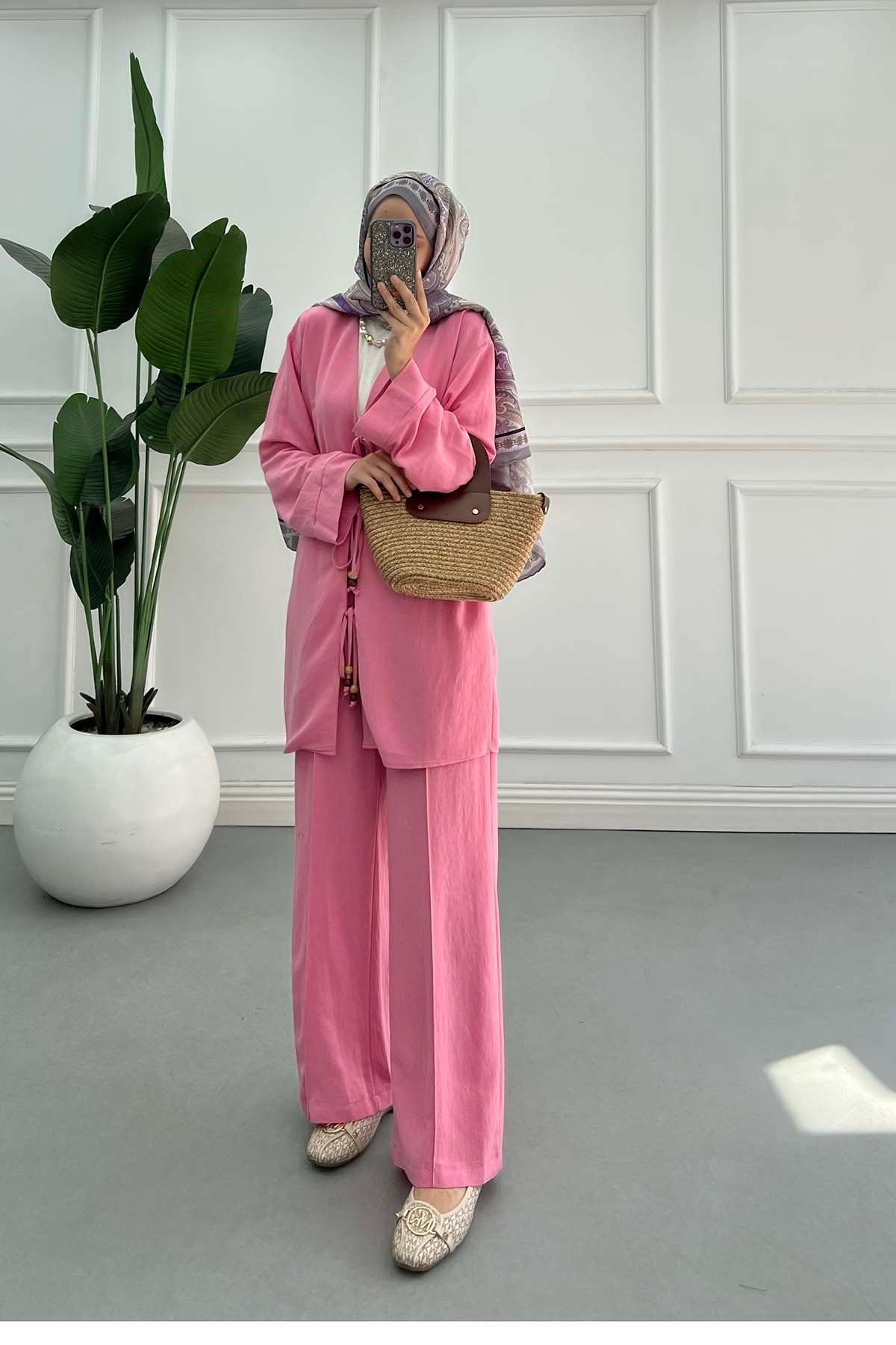 Ahşap Boncuklu Önden Bağlama Detaylı Kimono Takım Pembe