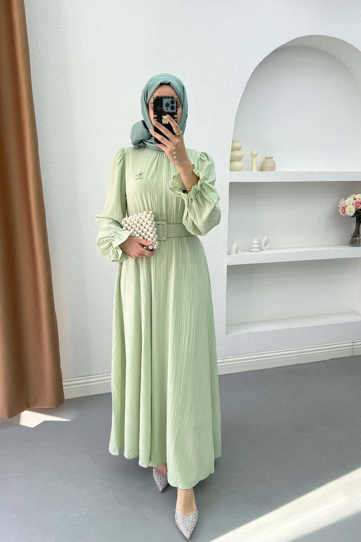 Broşlu Kemerli Elbise Mint Yeşili