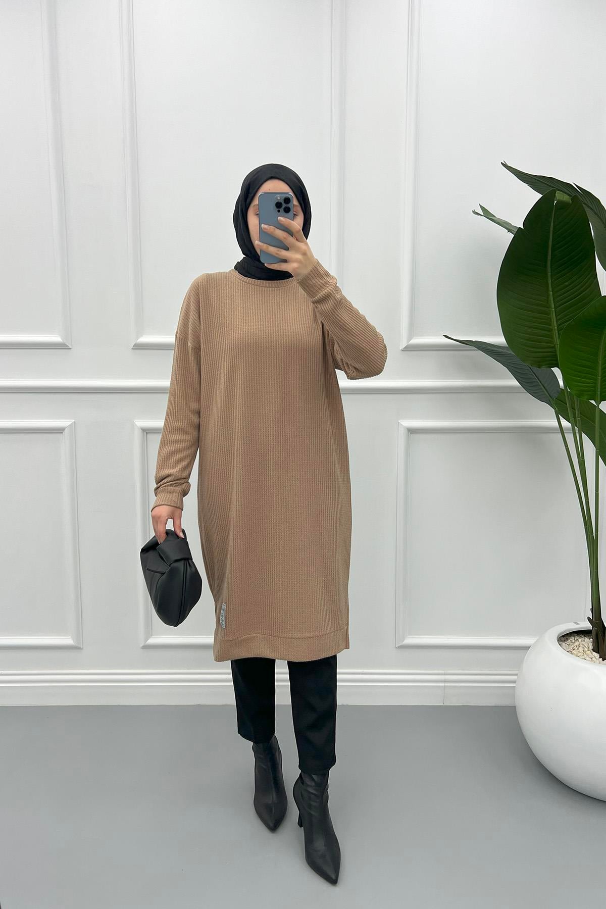Burgu Tunik Sütlü Kahve