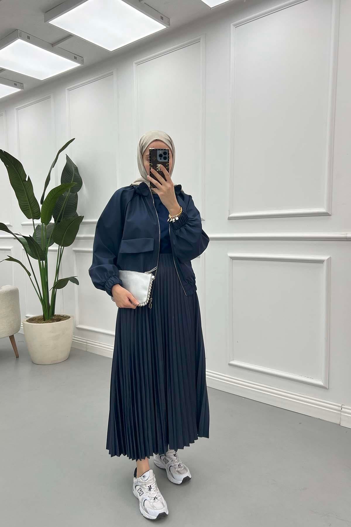 Büzgülü Crop Yağmurluk Lacivert