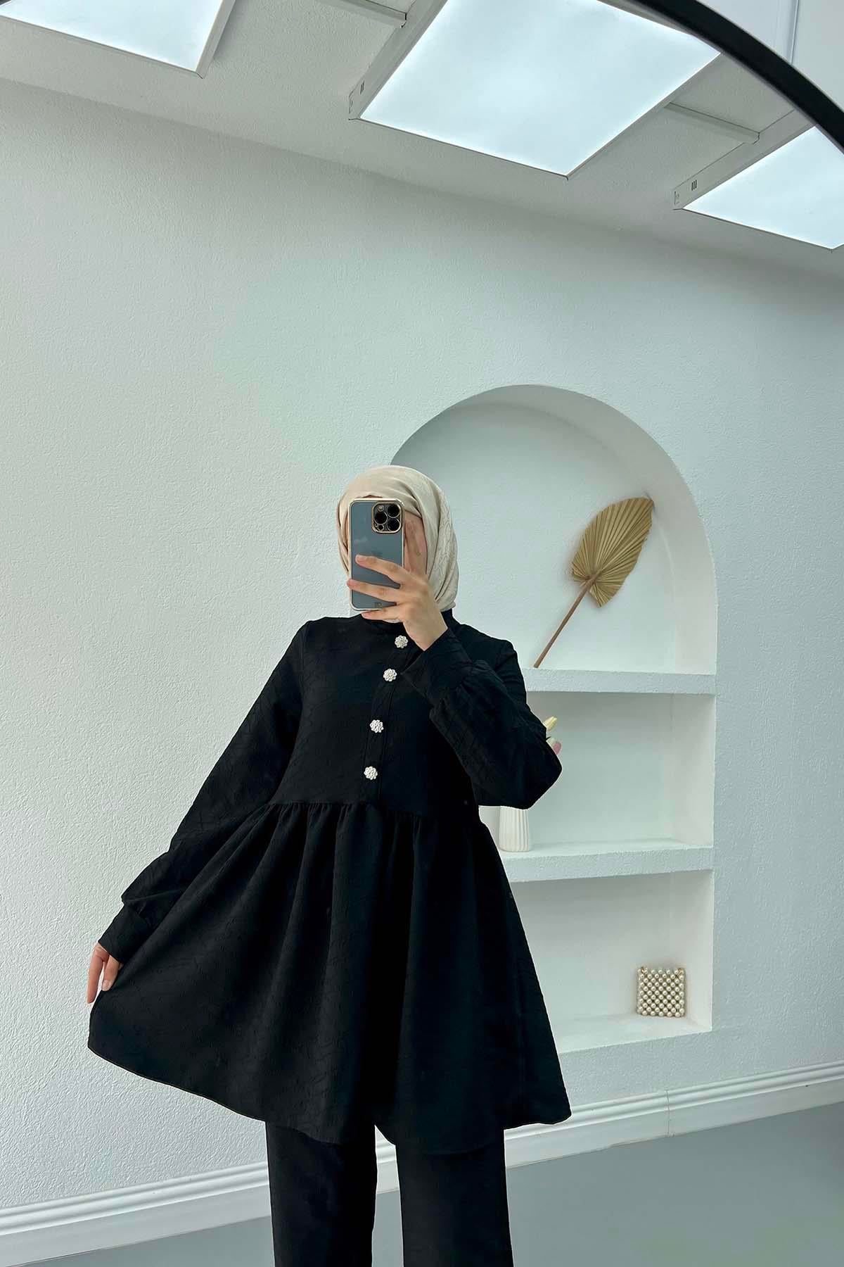 Çizgi Dokulu Takım Siyah