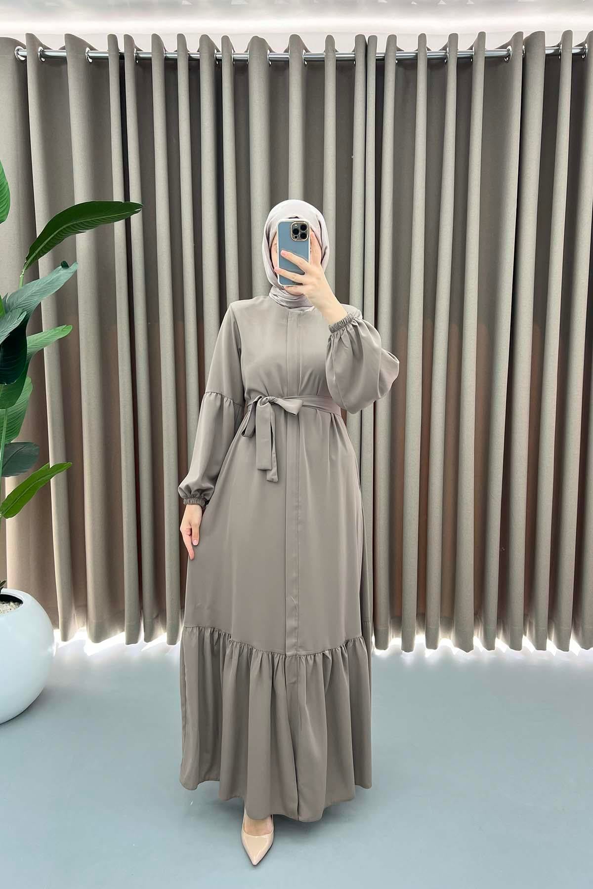 Eteği Volanlı Ferace Bej
