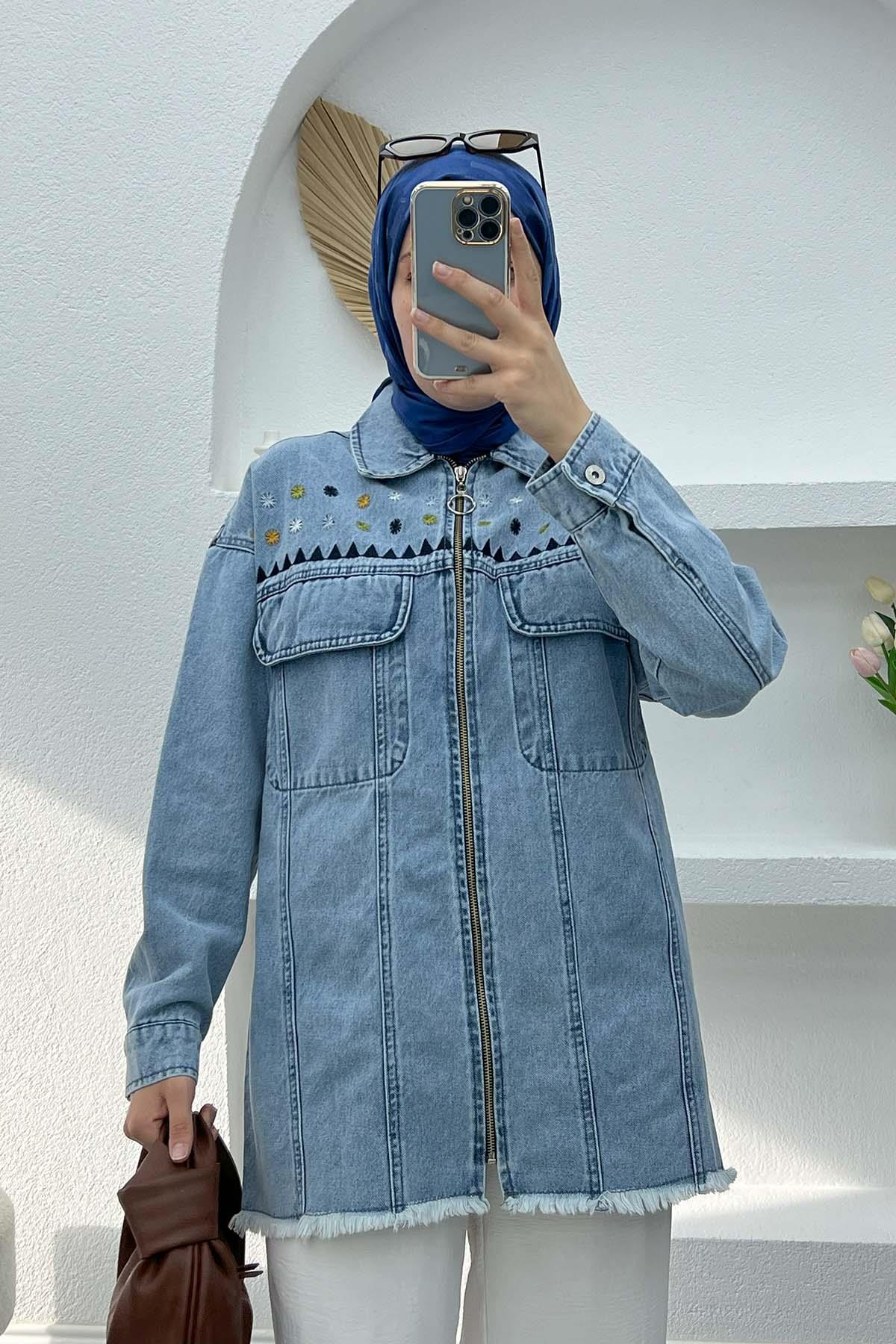 İşlemeli Kot Ceket Açık Mavi